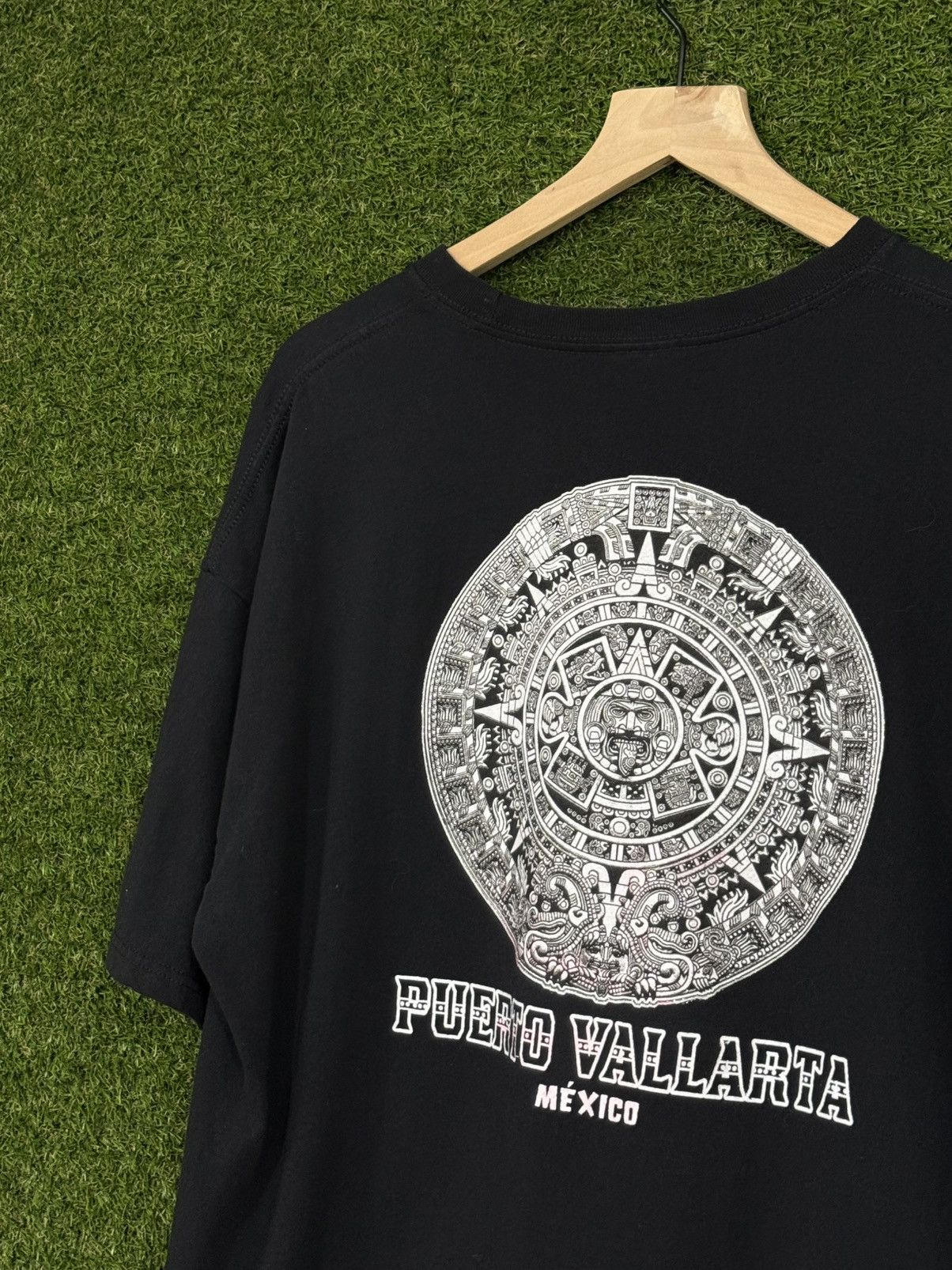 Vintage Vintage Yazbek Aztec Mayan Calendar Mexico Tee Black 2XL XXL Size US XXL / EU 58 / 5 - 1 Thumbnail