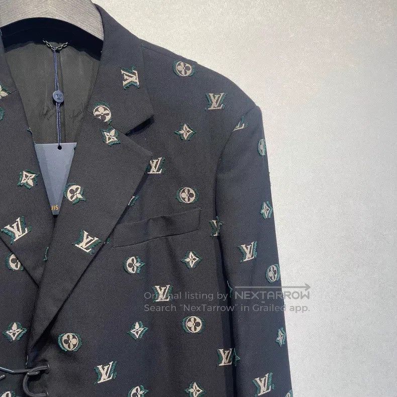 Louis Vuitton Louis Vuitton Old-print embroidered logo blazer jacket Size US L / EU 52-54 / 3 - 3 Thumbnail