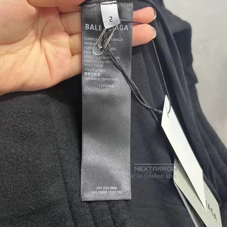 Balenciaga Balenciaga Black Logo Zip Jacket. Size US S / EU 44-46 / 1 - 3 Thumbnail