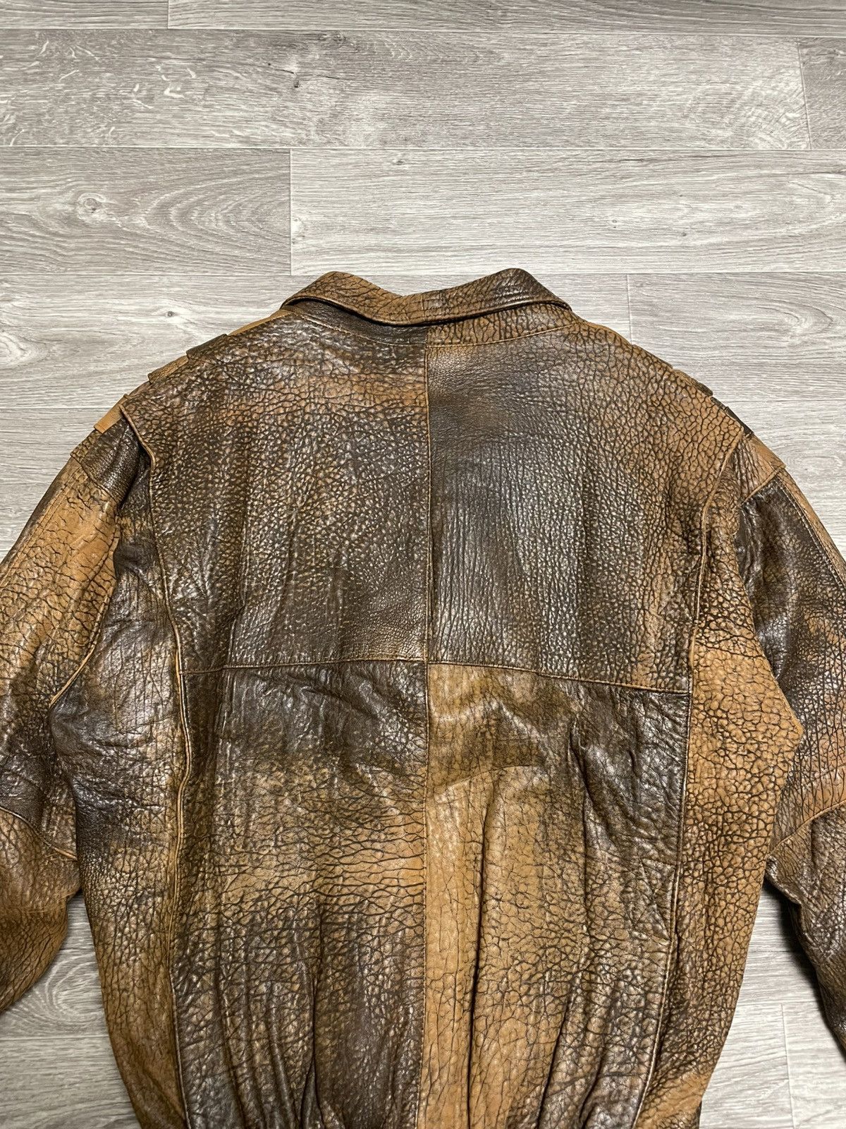 Leather Vintage Leather Brown Patterned Bomber Jacket 90s Size US M / EU 48-50 / 2 - 12 Thumbnail