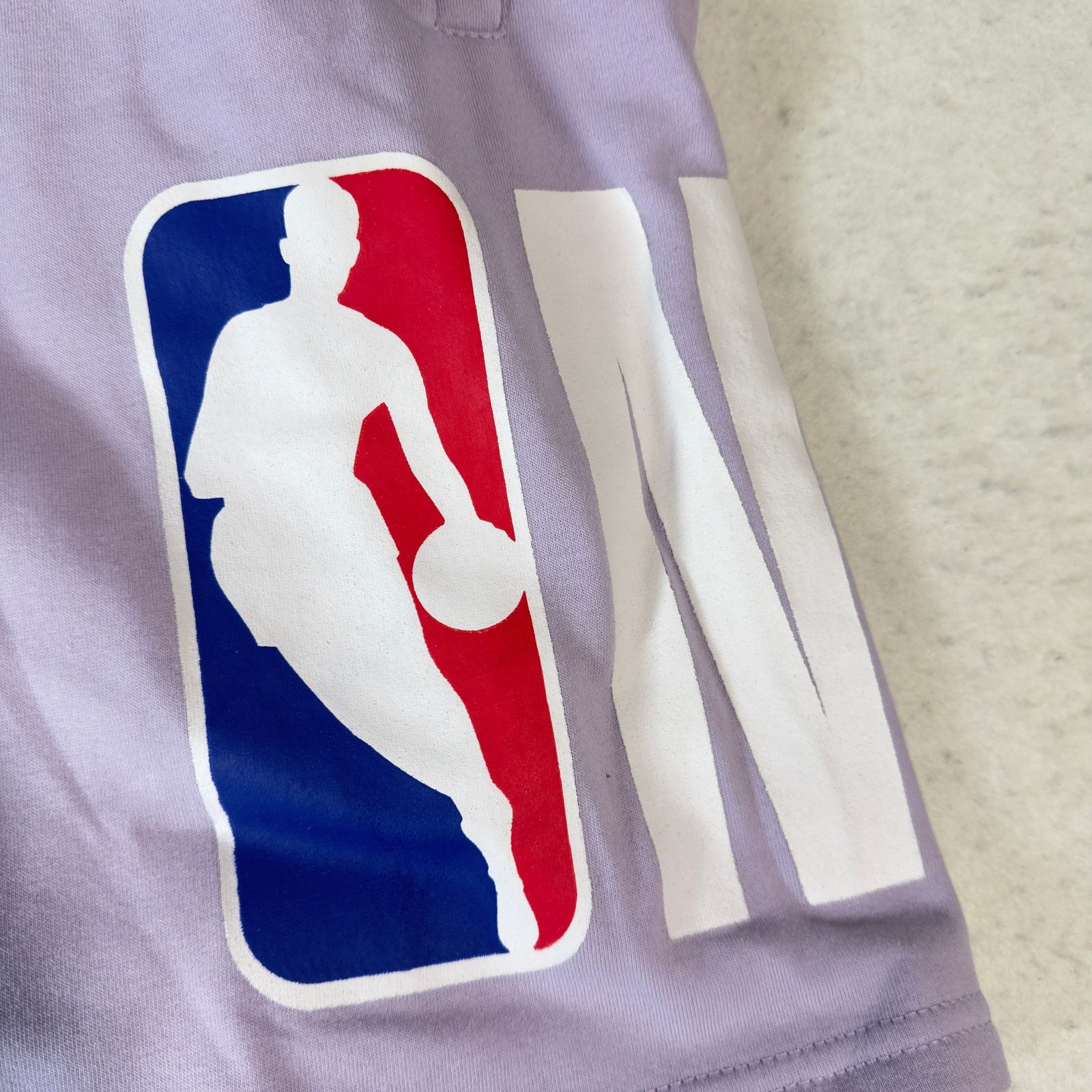 NBA NBA Women’s Large Fleece Shorts Lavender Logo Athletic Size 34" / US 12 / IT 48 - 6 Thumbnail