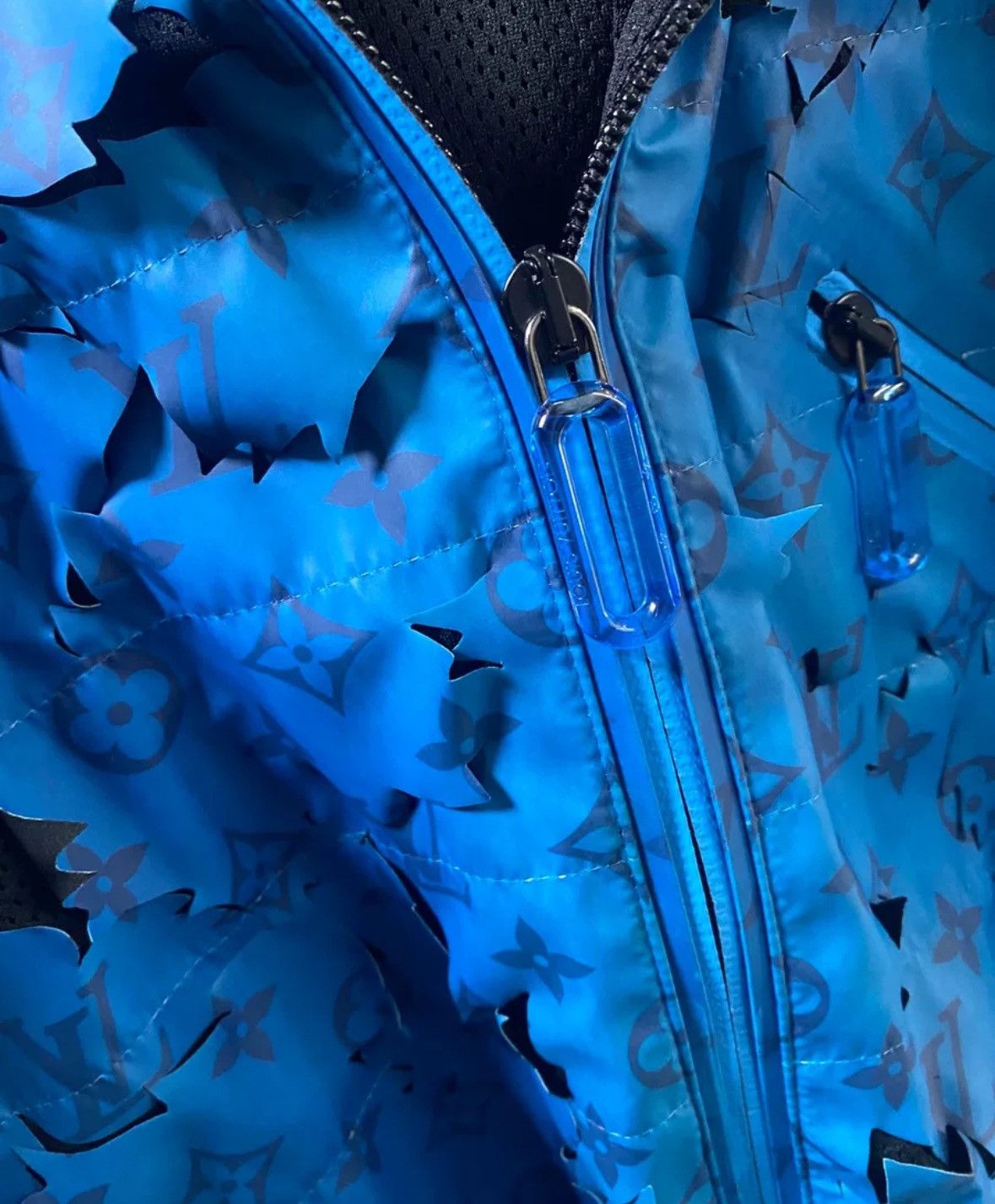 Louis Vuitton Louis Vuitton 2054 temperature blade submachine jacket Size US M / EU 48-50 / 2 - 3 Thumbnail