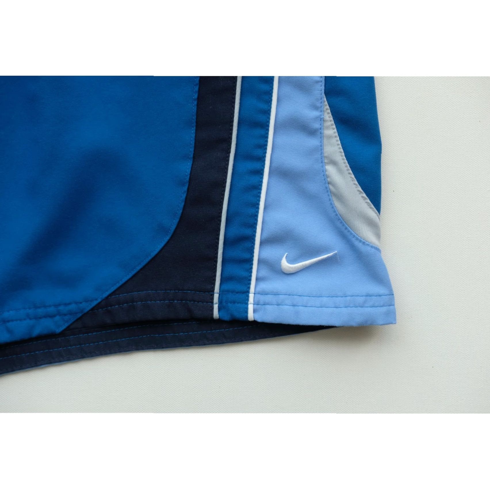 Nike VINTAGE Nike VTG SHORTS Y2K 90s SWIM TRUNK BOARD SURF MEN ADULT SZ L BLUE Pockets Drawstring Lined Size US 33 - 4 Thumbnail