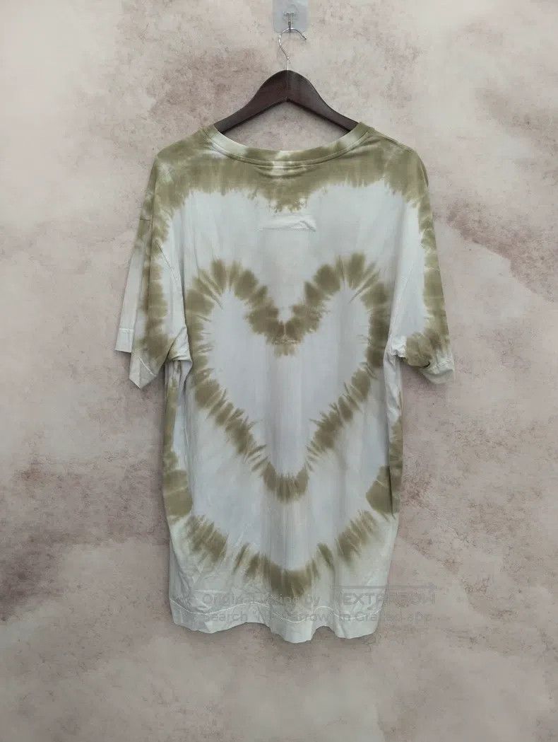 Givenchy Givenchy T-Shirt in Size L Size US L / EU 52-54 / 3 - 2 Thumbnail