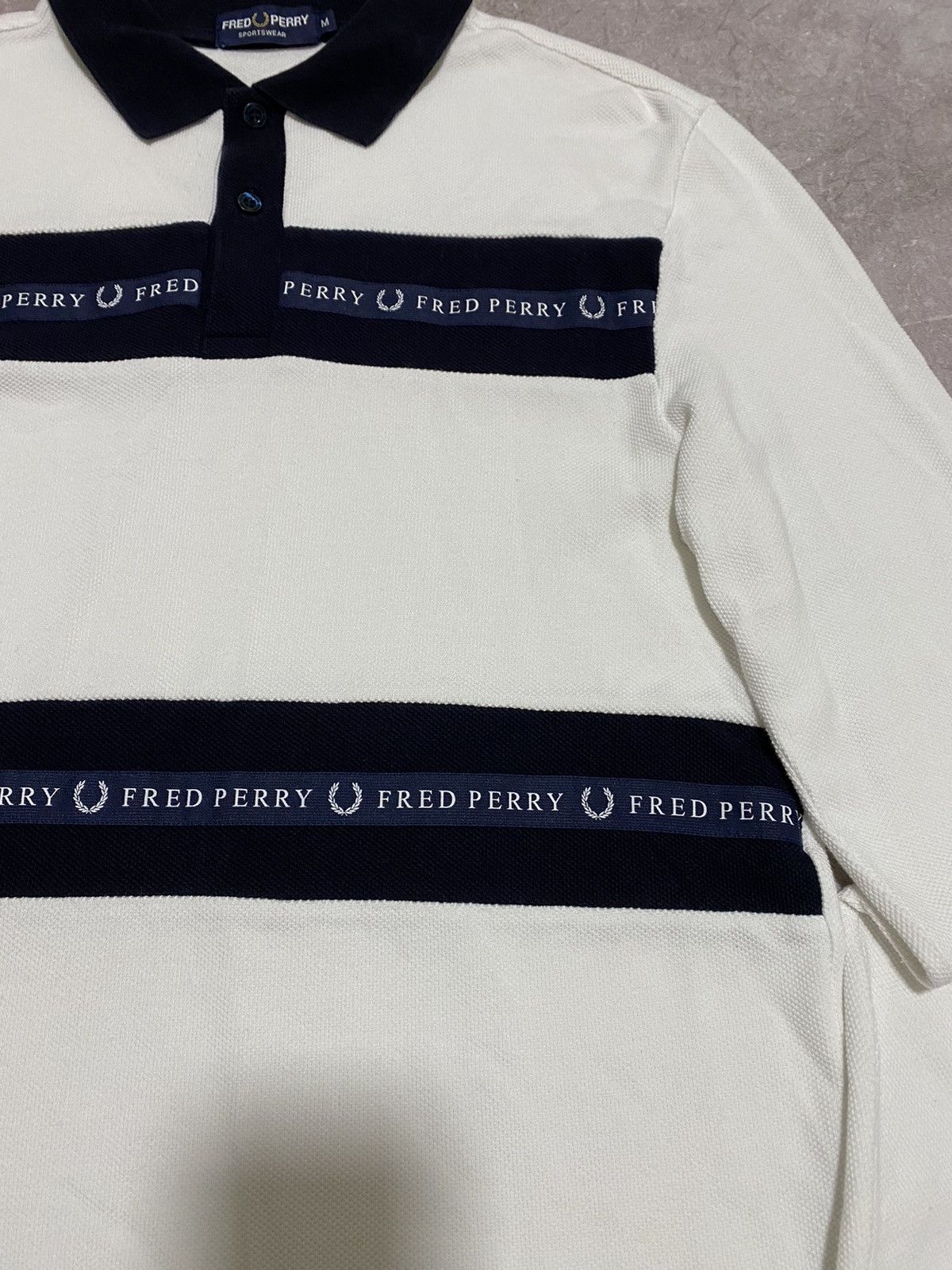 Fred Perry Vintage Y2K Sportswear Fred Perry Long Sleeve Polo T Shirt Size US M / EU 48-50 / 2 - 4 Thumbnail