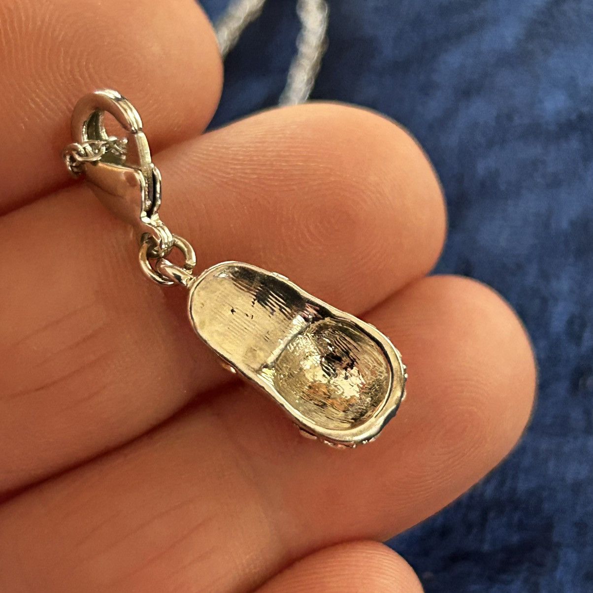 Handmade Handcrafted vintage rhinestone baby shoe charm necklace Size ONE SIZE - 8 Thumbnail