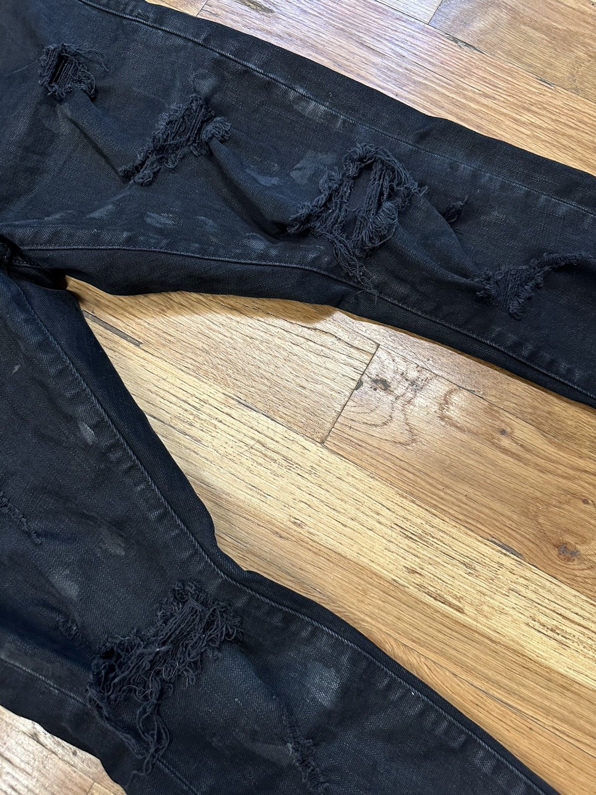 Purple Brand Purple Brand Splatter Distressed Black Denim Jeans Size 29 Size US 29 - 3 Thumbnail