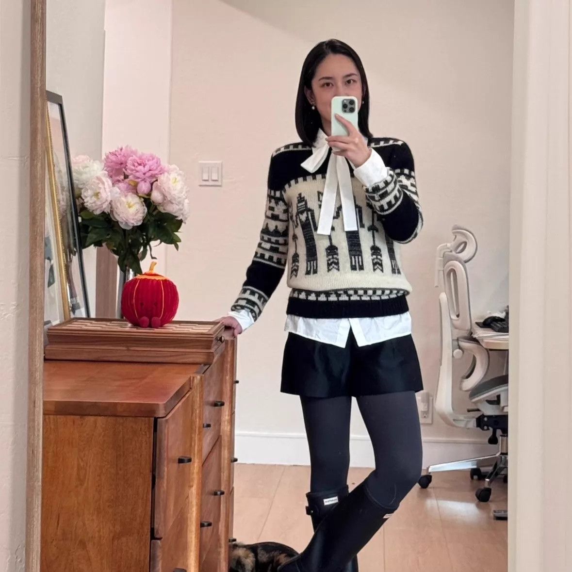 Saint Laurent Paris Saint Laurent Black & White Robot Jacquard Sweater XS Size XS / US 0-2 / IT 36-38 - 8 Thumbnail