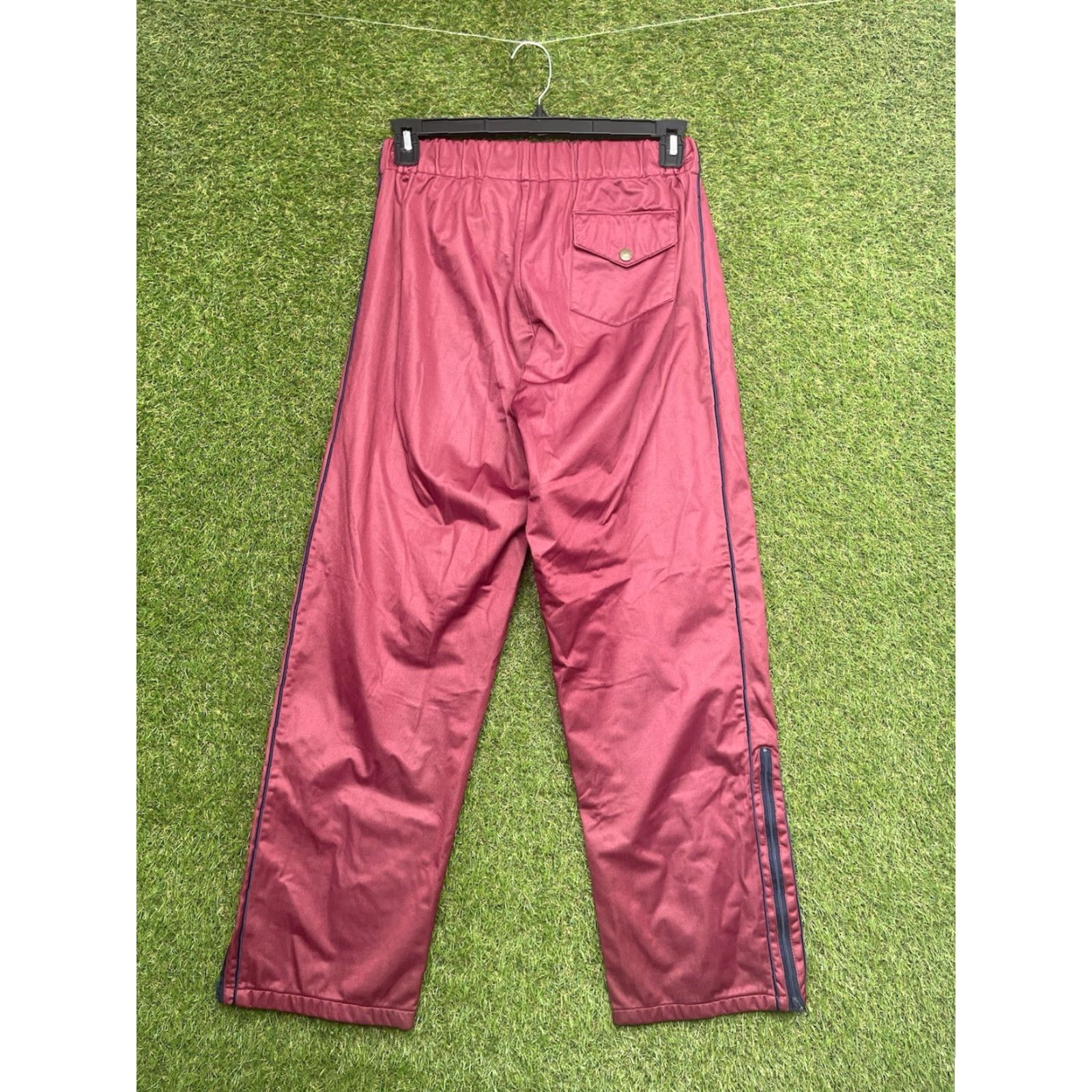 Vintage VINTAGE Early Winters Pants Mens L Goretex Lined Hiking Active Outdoor Windbreaker Pants Red Nylon 5-Pocket Design Regular Size US 33 - 7 Thumbnail