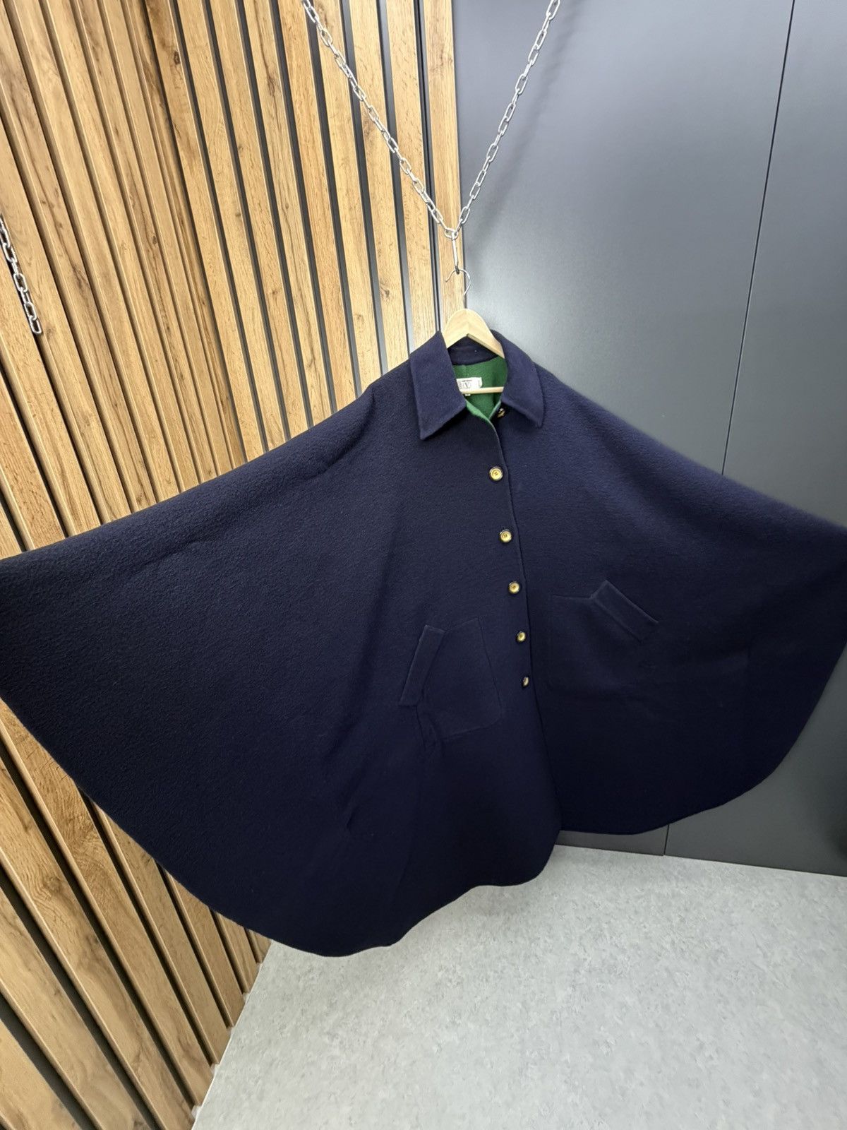 Valentino Valentino Miss V Wool Cape Coat Navy Size 42 Size M / US 6-8 / IT 42-44 - 2 Thumbnail