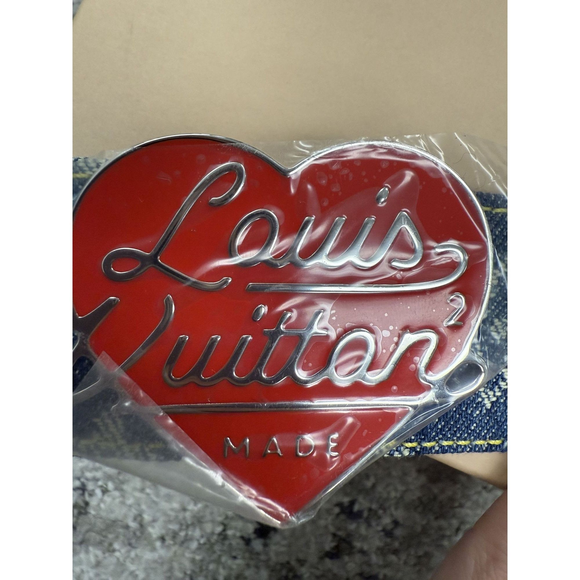 Louis Vuitton Louis Vuitton Blue Denim Heart Buckle Reversible Belt Made I Size ONE SIZE - 3 Thumbnail