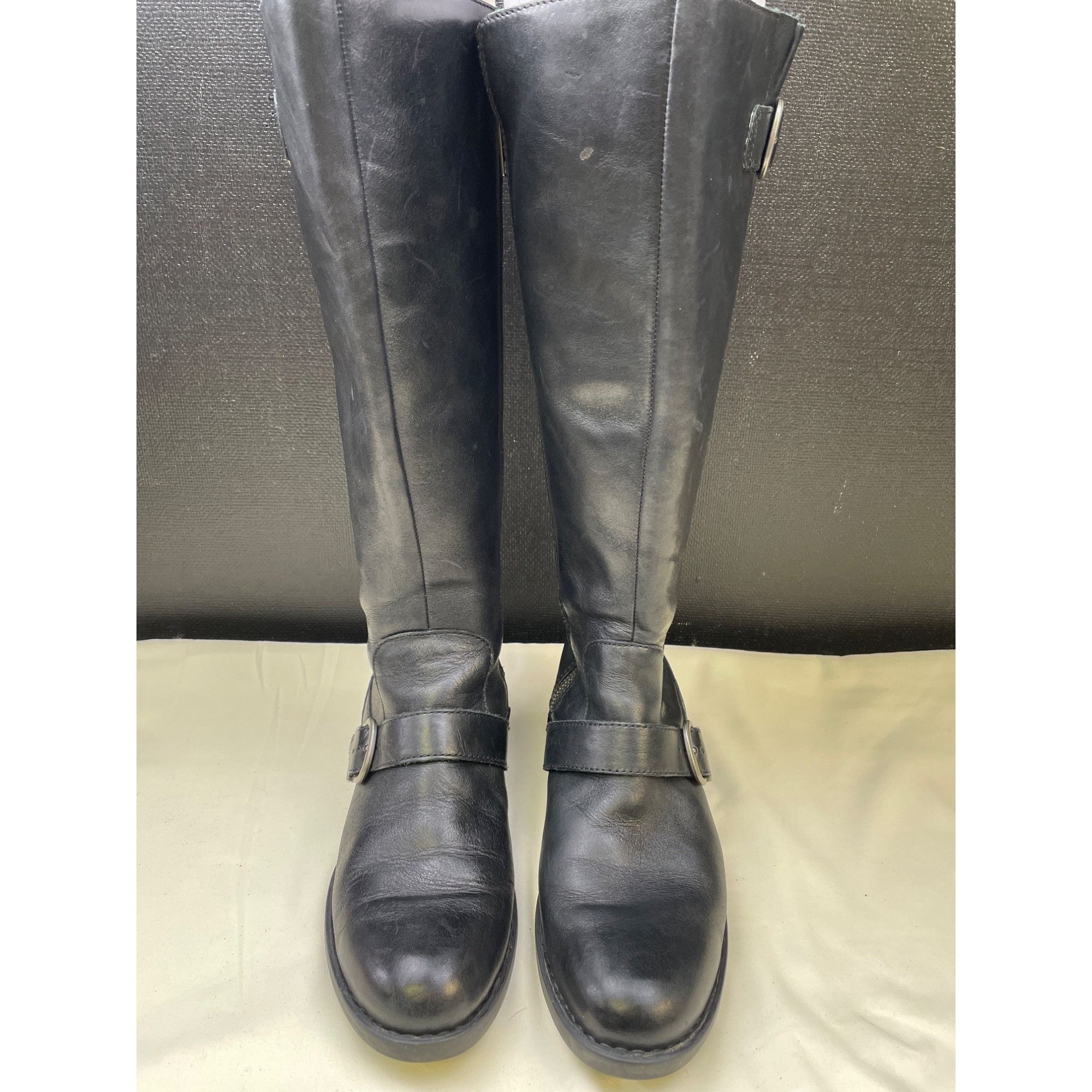 Born Born Women's Black Leather Riding Boot/ Shoes Size 7.5 SKU 5 Size US 7.5 / IT 37.5 - 1 Thumbnail