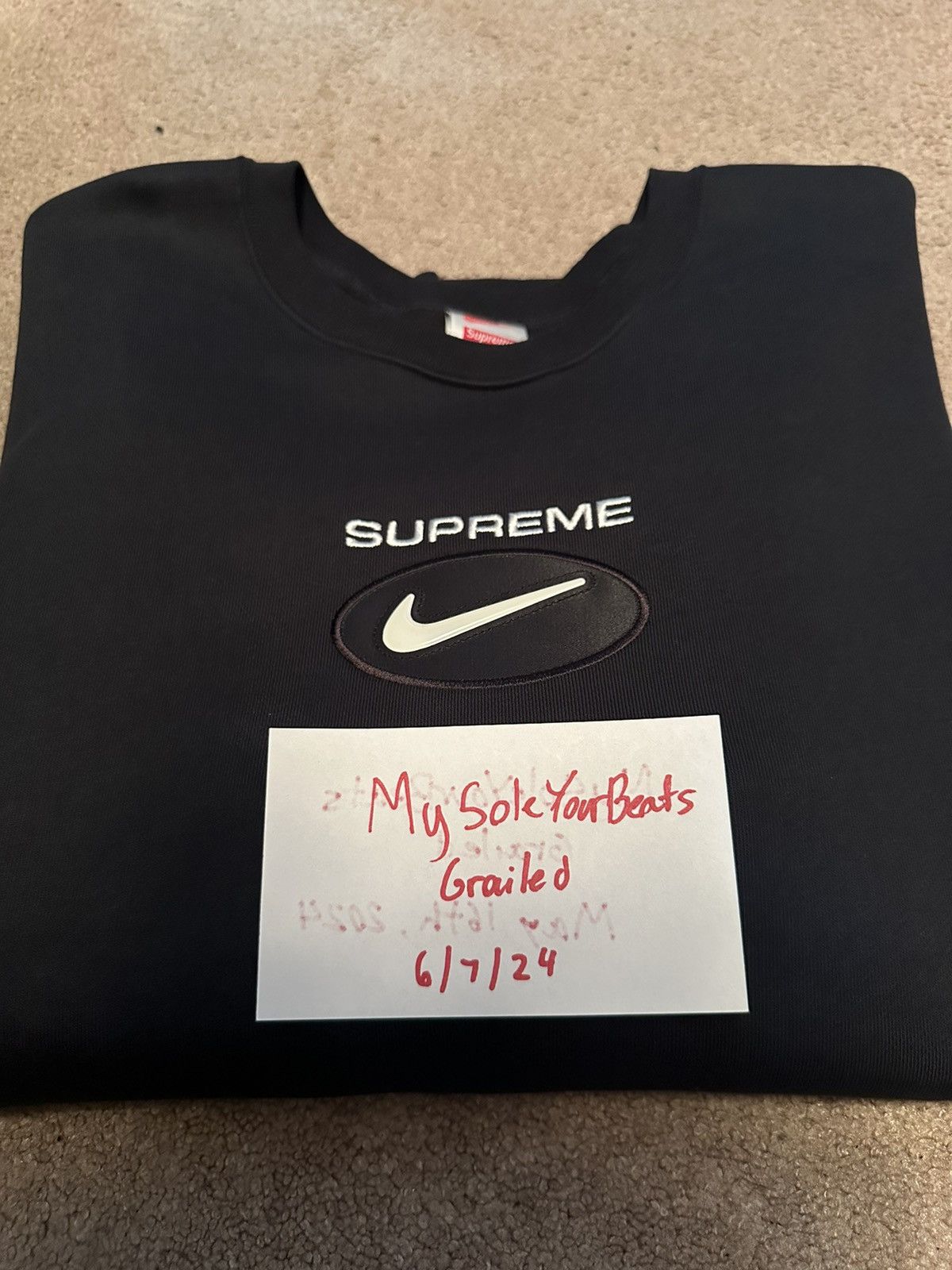 Nike jewel crewneck hotsell