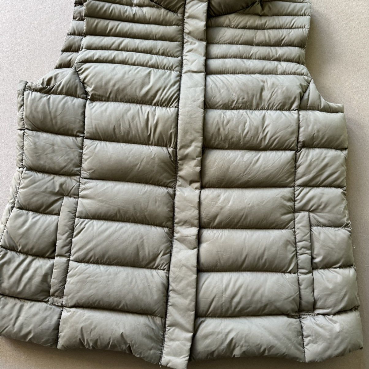 Mango Mango Down ULTRA-LIGHT QUILTED GILET Size L / US 10 / IT 46 - 2 Thumbnail