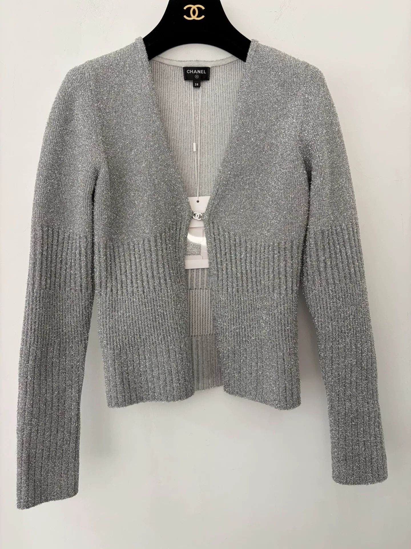 Chanel Chanel 22A Silver Knit Cardigan Coat Size US S / EU 44-46 / 1 - 1 Thumbnail