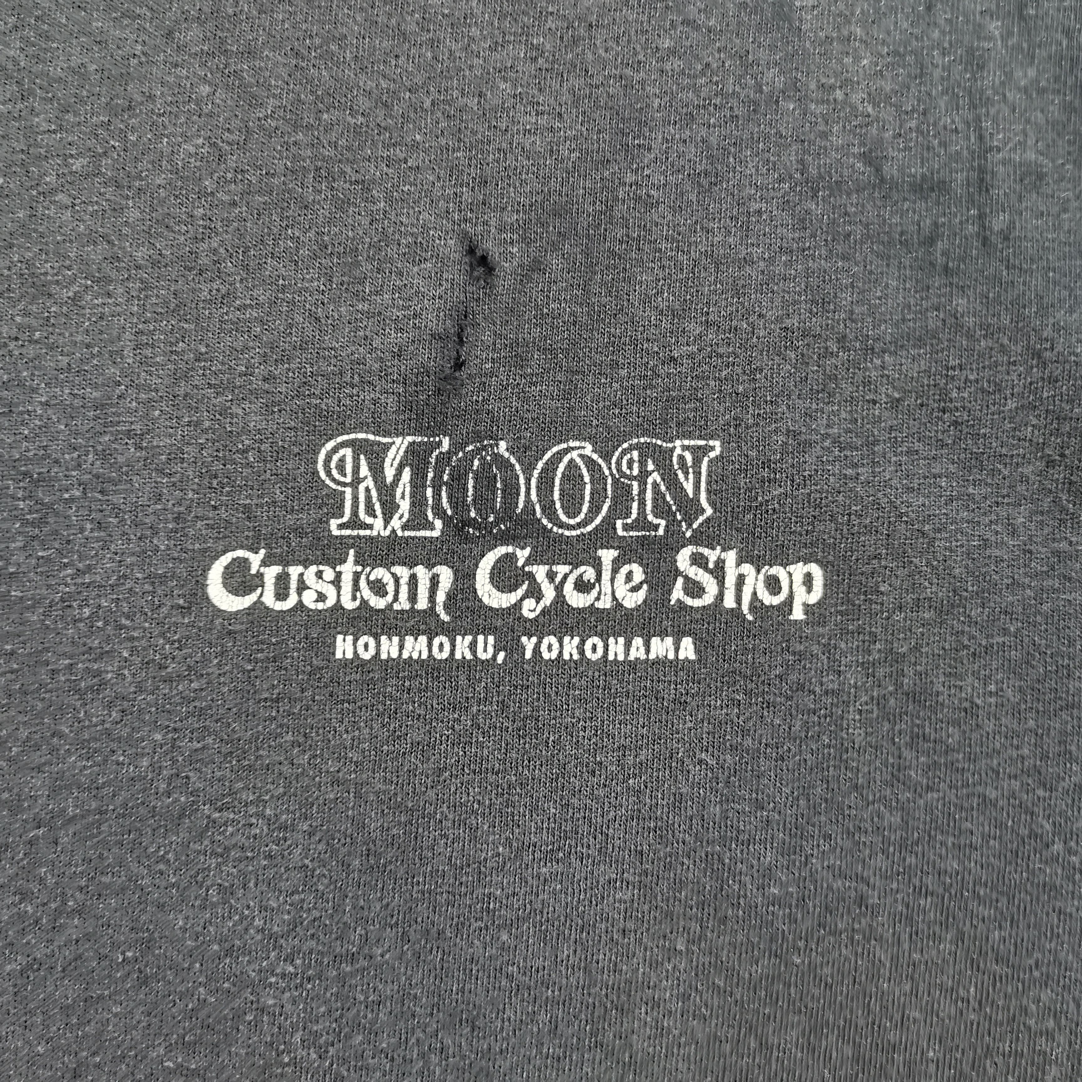 Vintage Crazy Vintage Y2k MOON EYES Distress Tee Size M Size US M / EU 48-50 / 2 - 3 Thumbnail