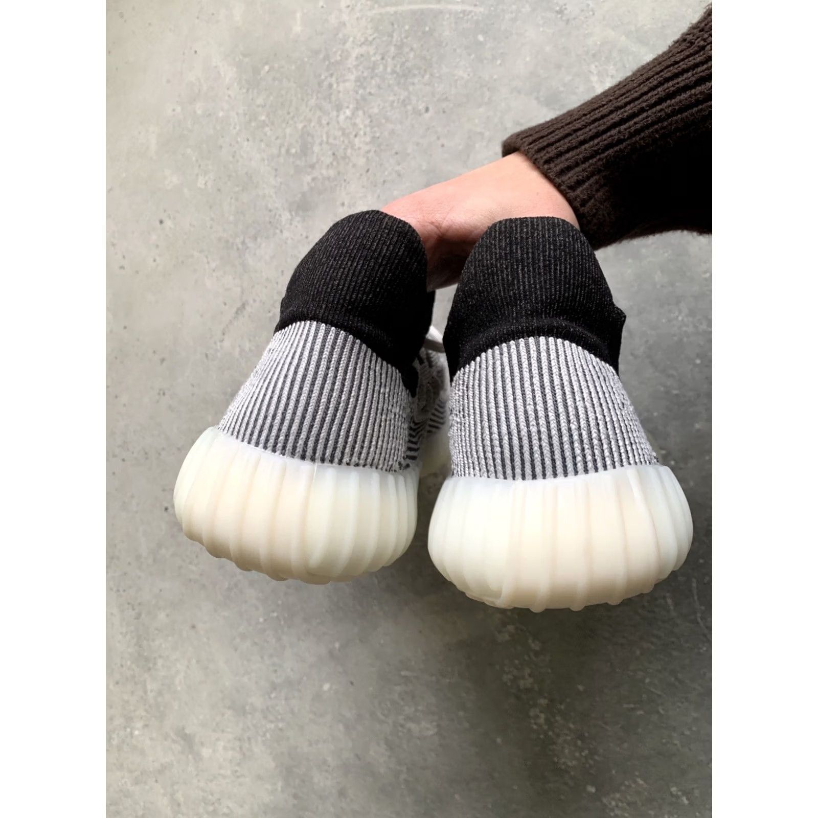 Adidas ADIDAS YEEZY 350 V2 CMPCT PANDA SNEAKERS US 8, UK 7.5, EU 41 1/3, 260 mm, Men, Sneaker, Panda, adidas Yeezy, White, Size US 8 Size US 8 / EU 41 - 5 Thumbnail