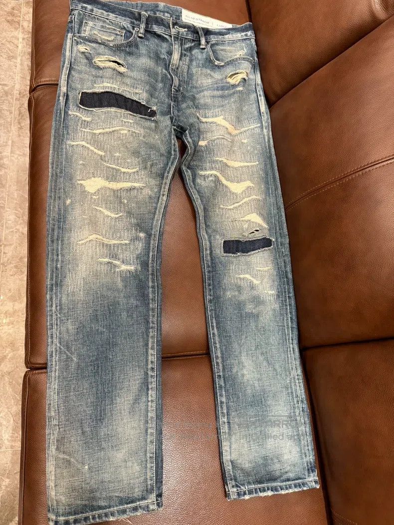 Neighborhood Neighborhood size L Jeans Size US 27 - 1 Thumbnail