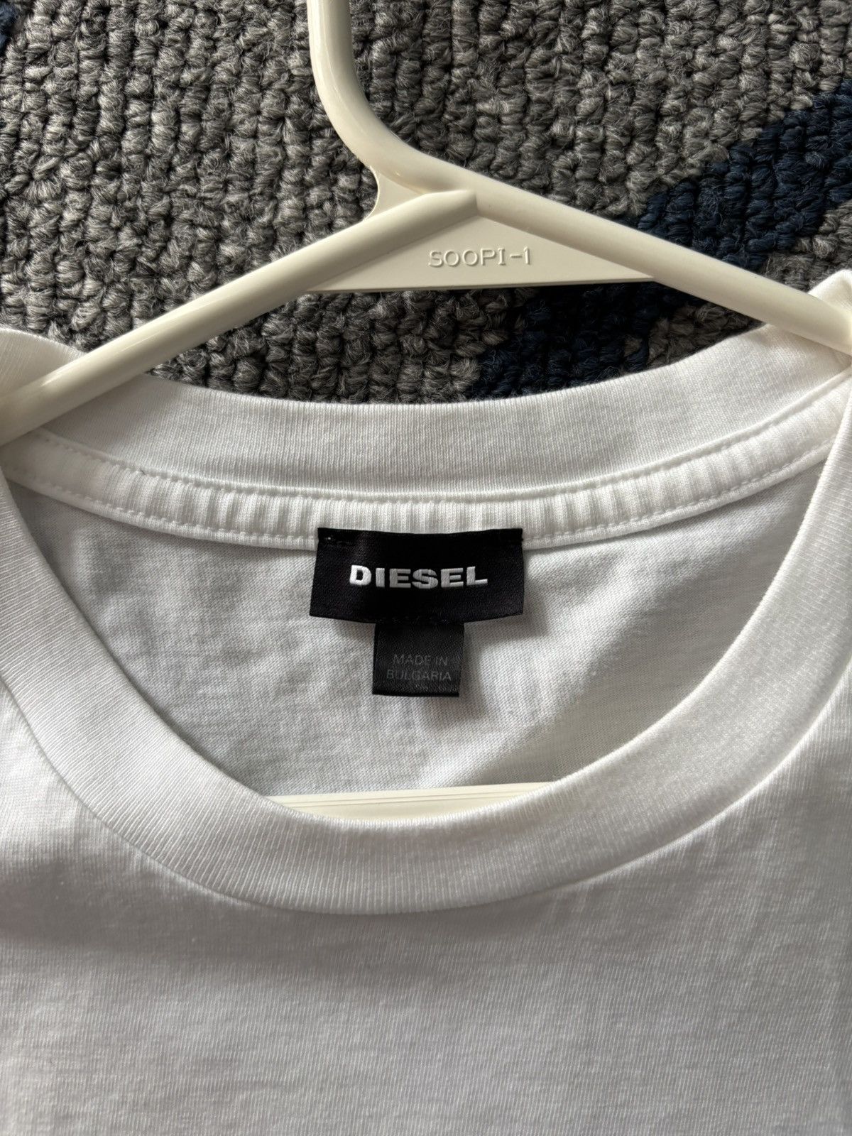 Diesel Mens Diesel Teeth Biting Shirt Size US L / EU 52-54 / 3 - 3 Thumbnail
