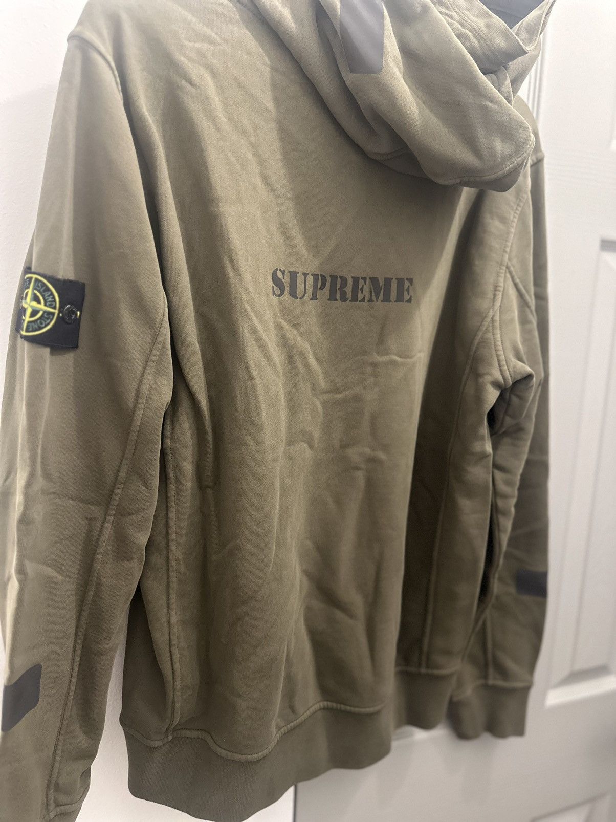 Stone Island × Supreme Supreme x Stone Island Hoodie Olive Size US M / EU 48-50 / 2 - 9 Thumbnail
