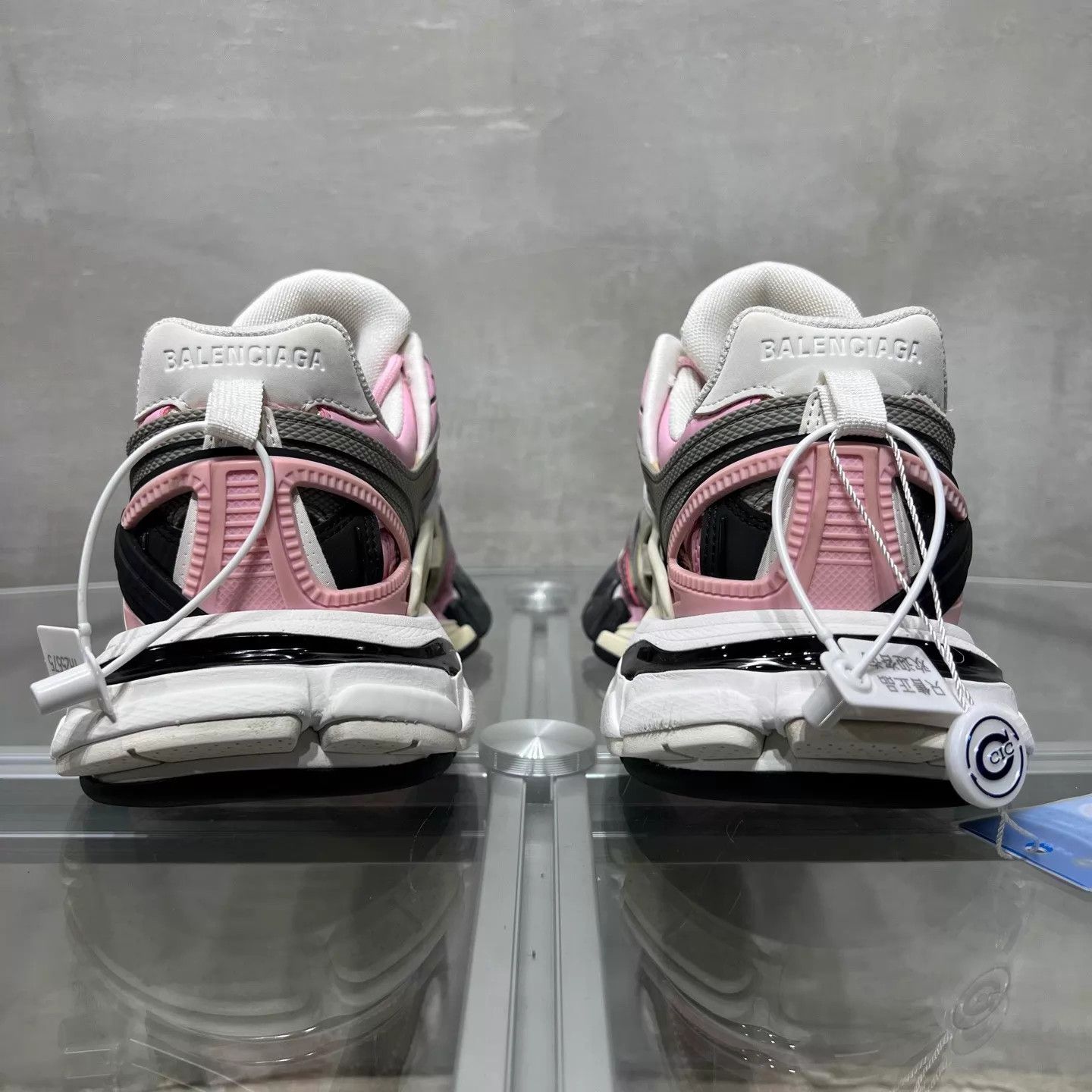 Balenciaga BLCG Track Sneaker White Pink EU 39 Size US 9 / IT 39 - 6 Thumbnail