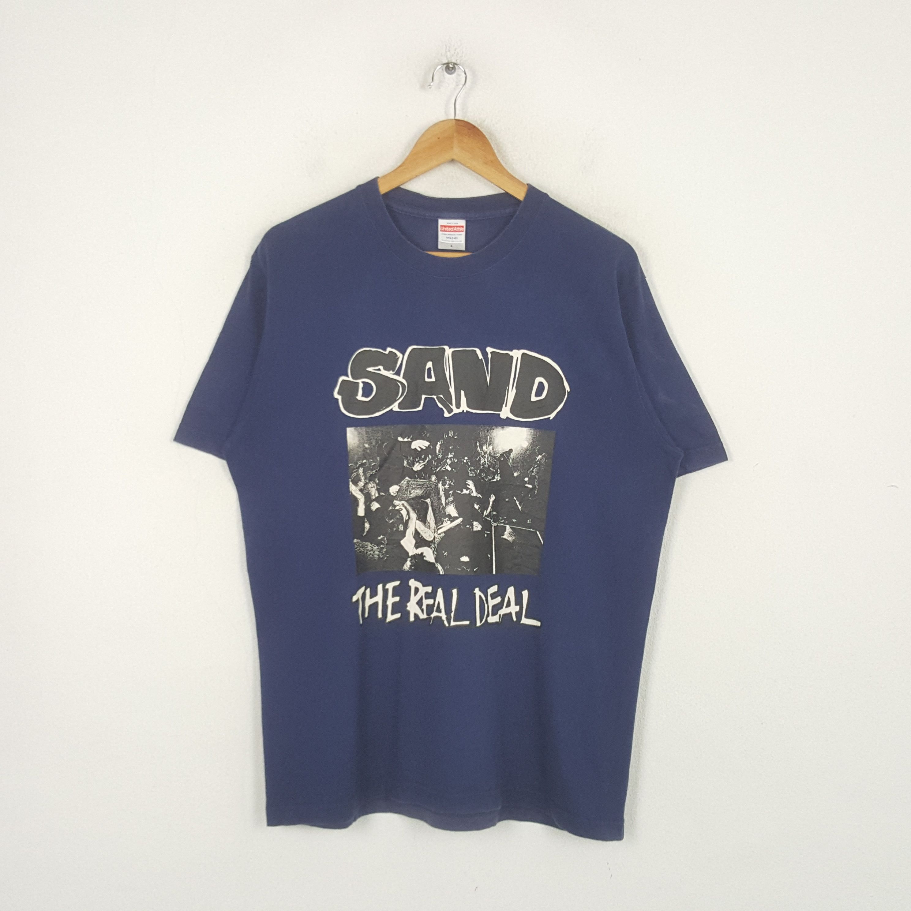 SAND Vintage SAND The Real Deal British Rock Band Tshirt RR25 Size US L / EU 52-54 / 3 - 1 Thumbnail