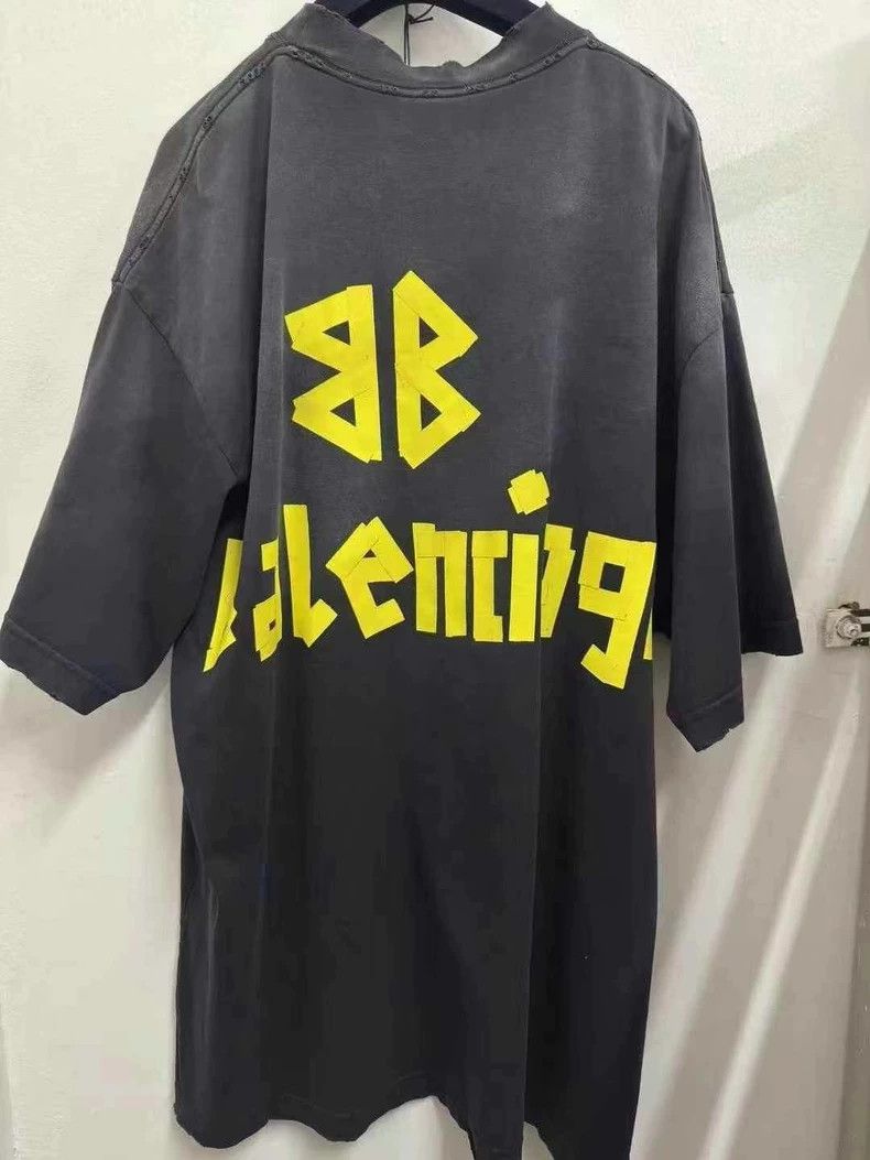 Balenciaga Balenciaga Tape short sleeve Size US S / EU 44-46 / 1 - 2 Thumbnail