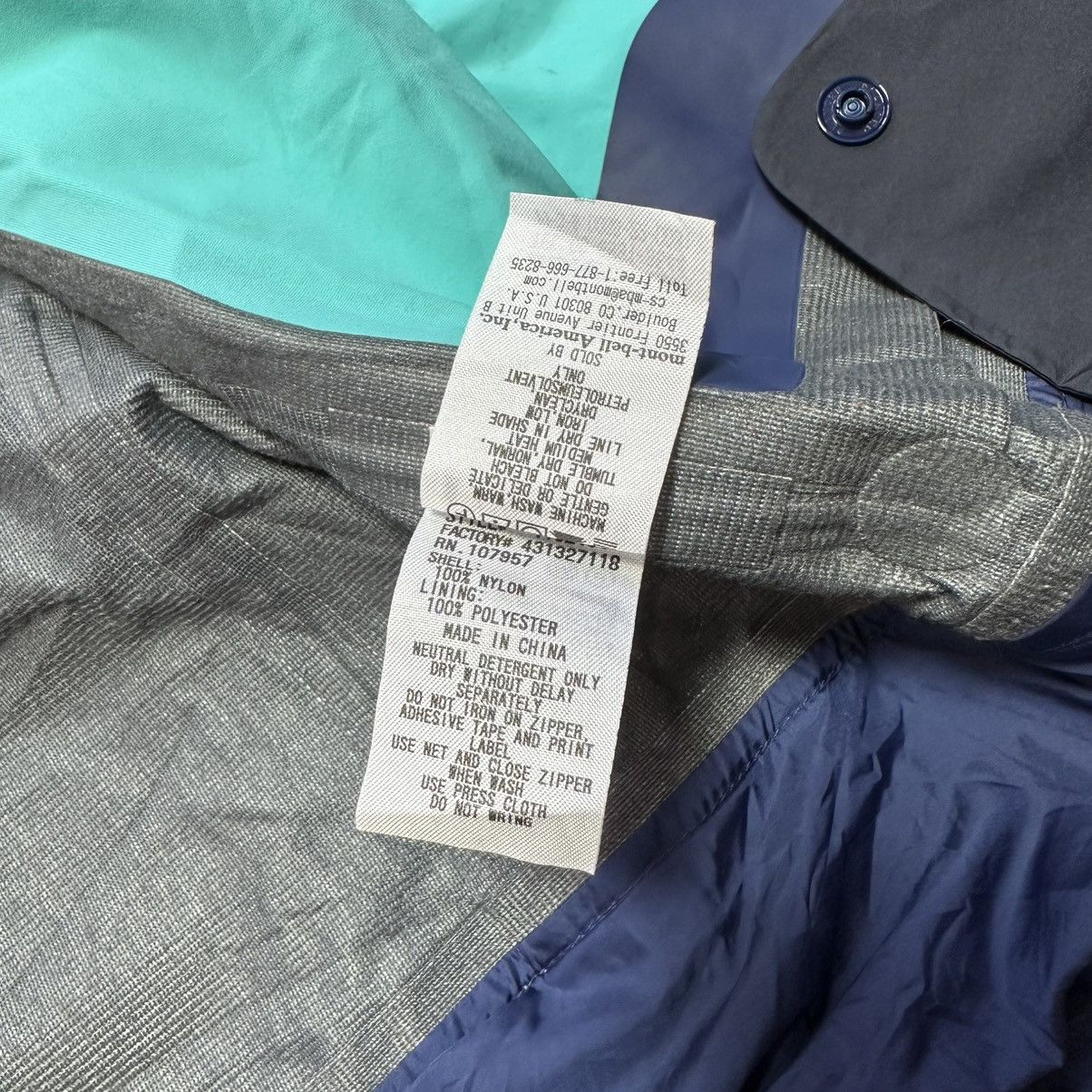 Montbell Montbell 00s Gore-Tex Technical Jacket Aqua-Tect Hooded Size US M / EU 48-50 / 2 - 9 Thumbnail
