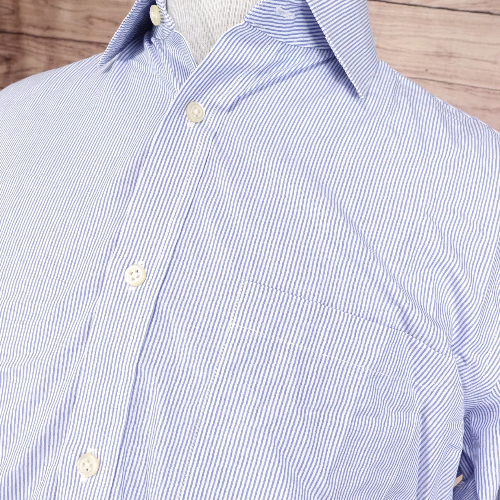 Banana Republic VINTAGE Banana Republic Men's Long Sleeve Button-Up Shirt Size L Blue Striped Cotton Casual Elegant Size US L / EU 52-54 / 3 - 2 Thumbnail