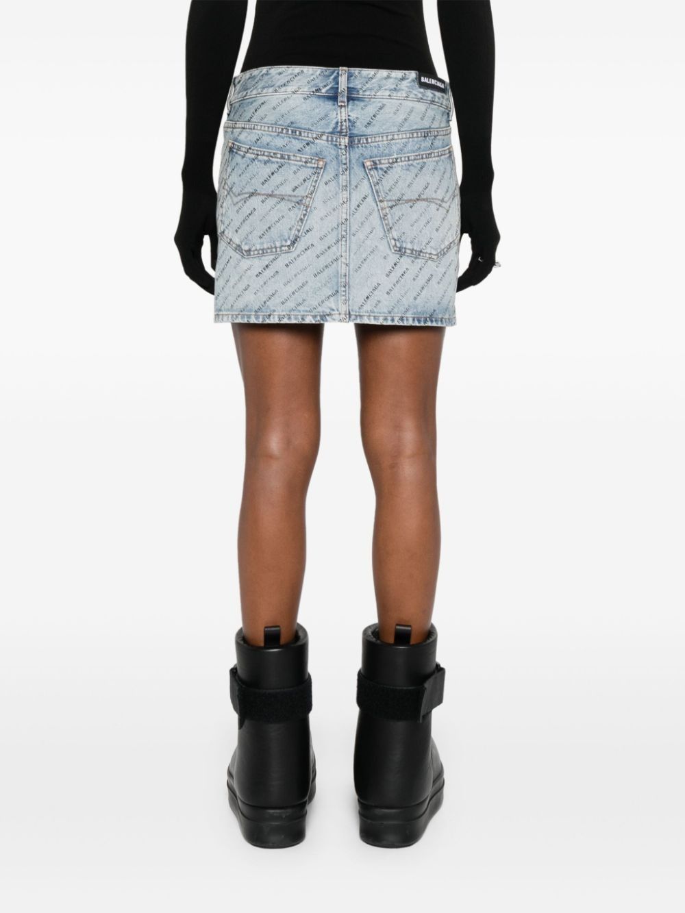 Balenciaga o1la1rc1a1025 Stencil Allover Low Waist Mini Skirt in Blue Size 27" / US 4 / IT 40 - 4 Thumbnail