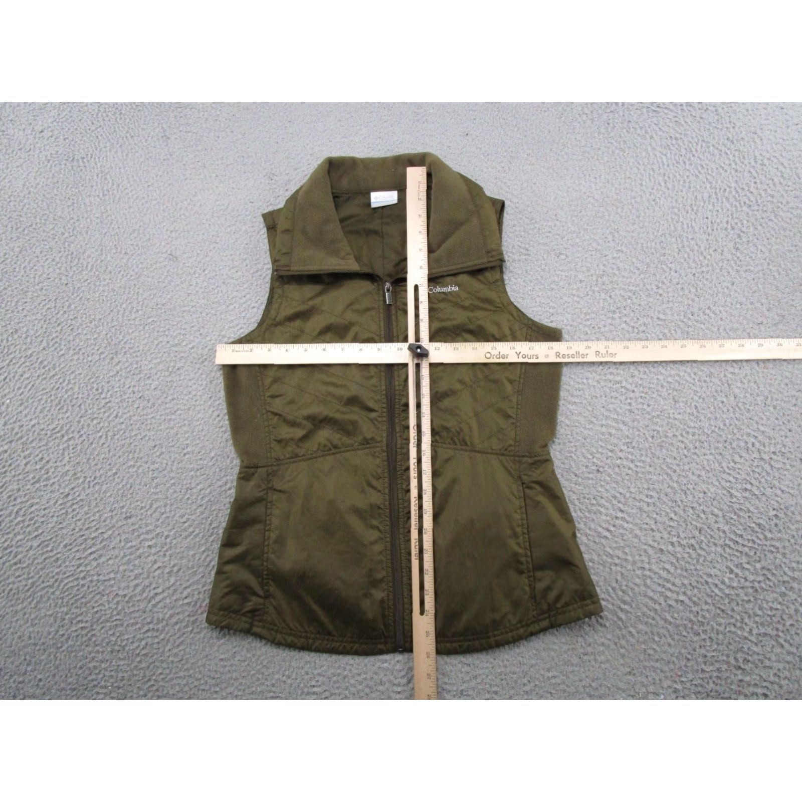 Vintage Columbia Womens Full Zip Vest Lightweight Green Size S Outdoors Camping Size S / US 4 / IT 40 - 4 Thumbnail