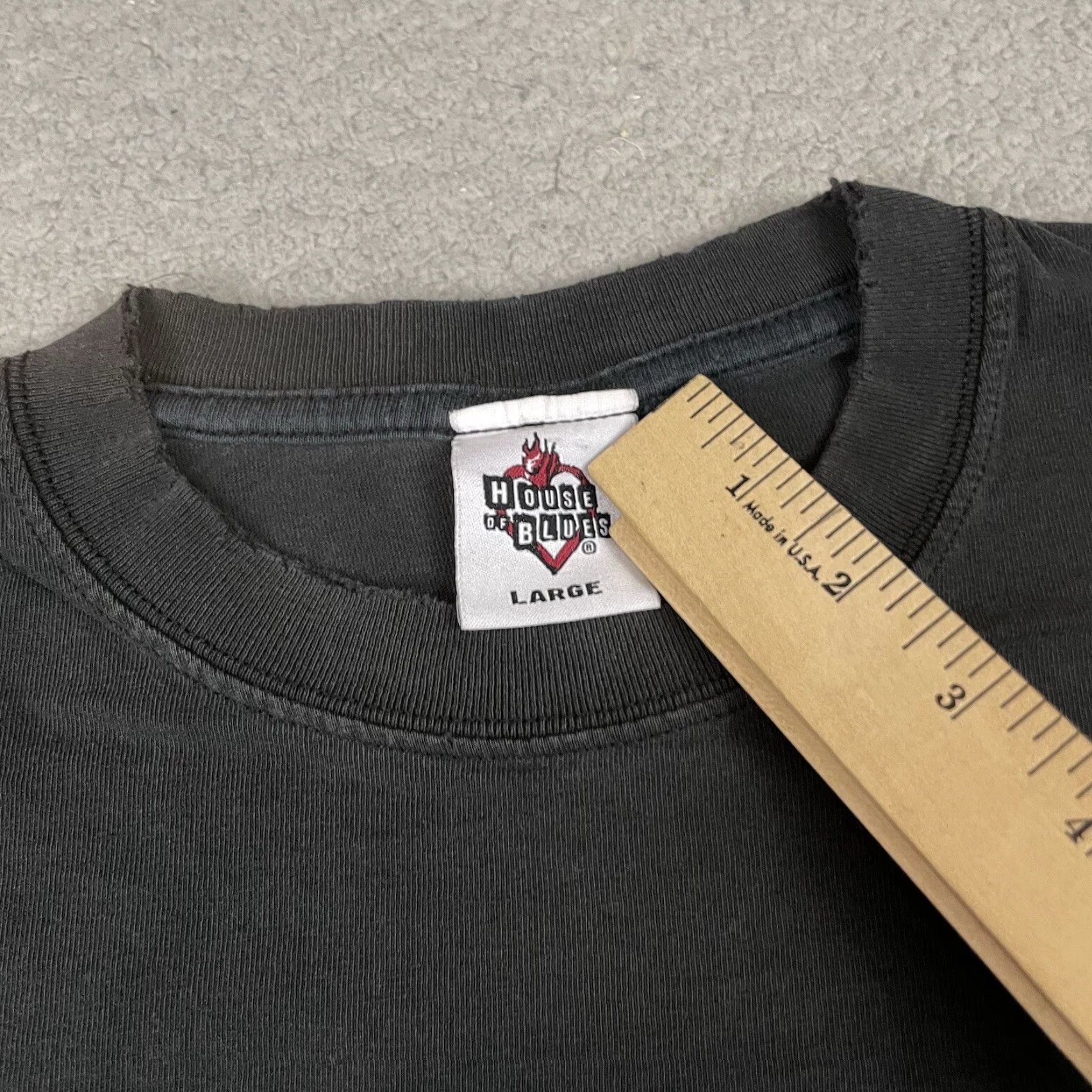 Vintage VINTAGE House of Blues Shirt Mens L Black Crew Neck Short Sleeve Logo Distressed Blues Brothers Shirt 1242 Size US L / EU 52-54 / 3 - 4 Thumbnail