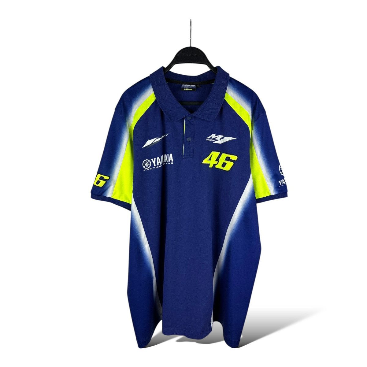 YAMAHA VR46 シャツ Lサイズ 黒/黄/青 YAMAHA VR46 シャツ Lサイズ 黒/黄/青 YAMAHA VR46 シャツ L