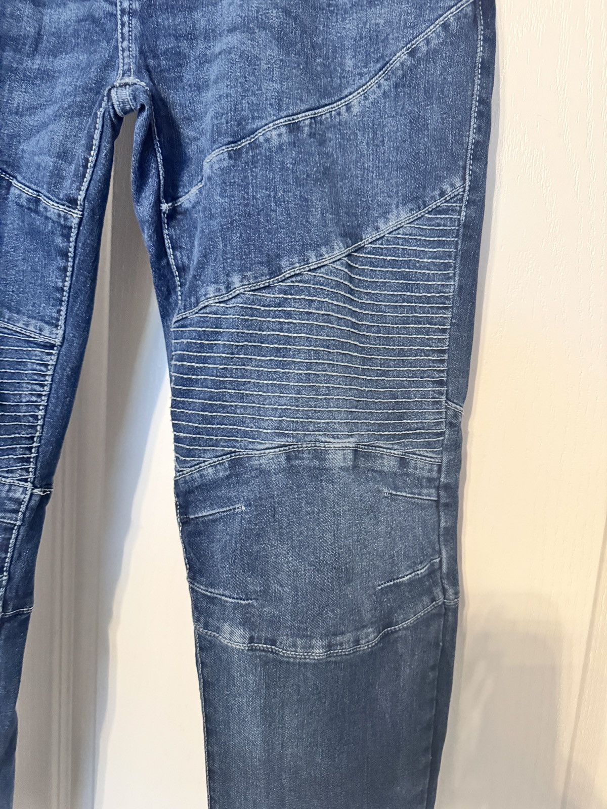True Religion True Religion Rocco Moto Relaxed Skinny Jeans 30 Size US 30 / EU 46 - 6 Thumbnail