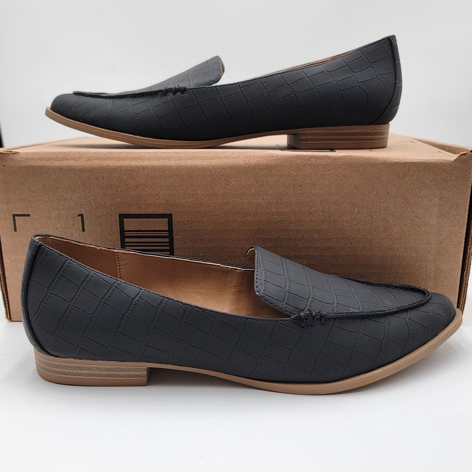 Dolce Vita Dolce Vita Wmns Island Loafer Sz 9.5 Blue (132) Size US 9.5 / IT 39.5 - 1 Thumbnail