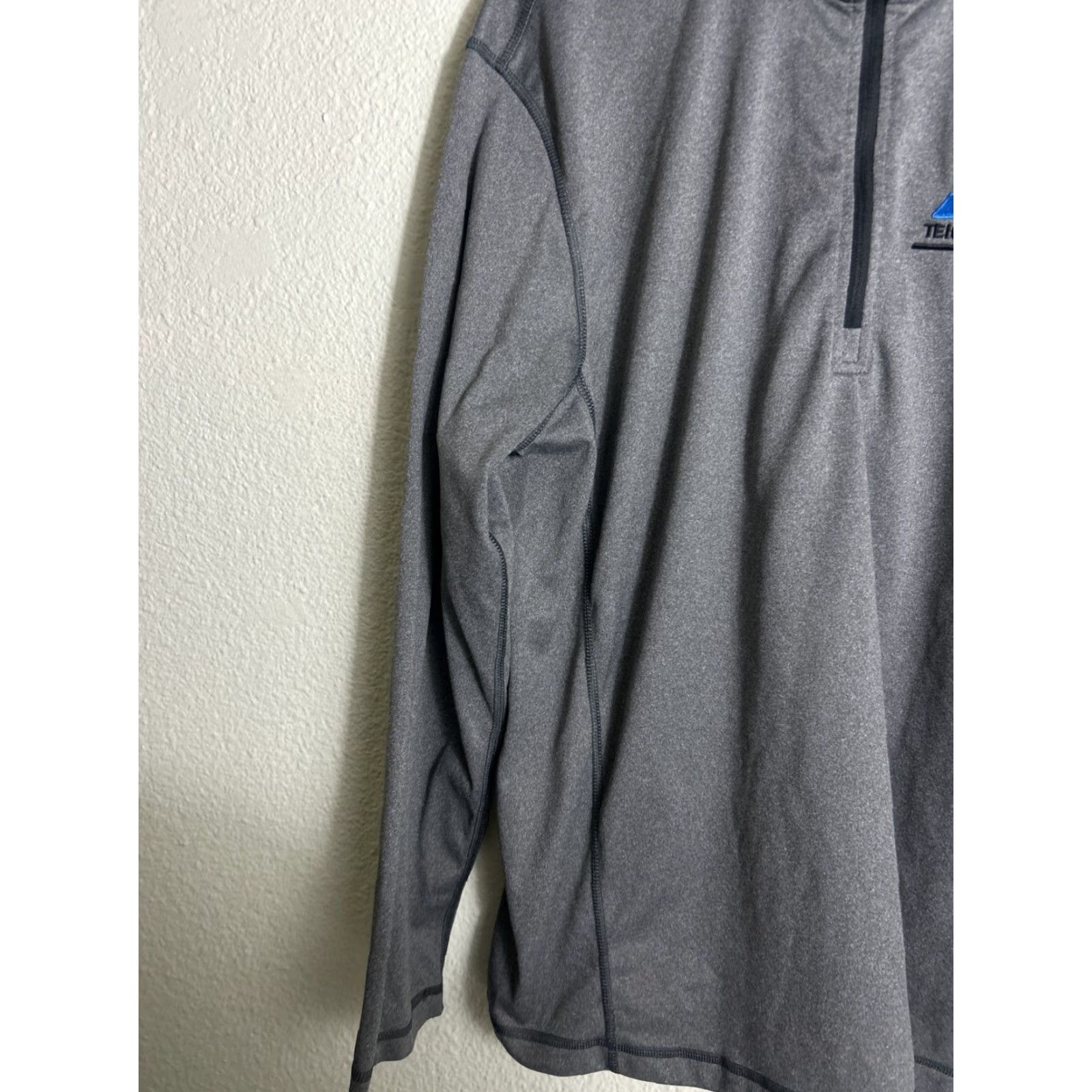 The North Face The North Face Tech 1/4 Zip Fleece Shirt Men's XL Gray Embroidered Logo Outdoor Classic Pullover Size US XL / EU 56 / 4 - 2 Thumbnail