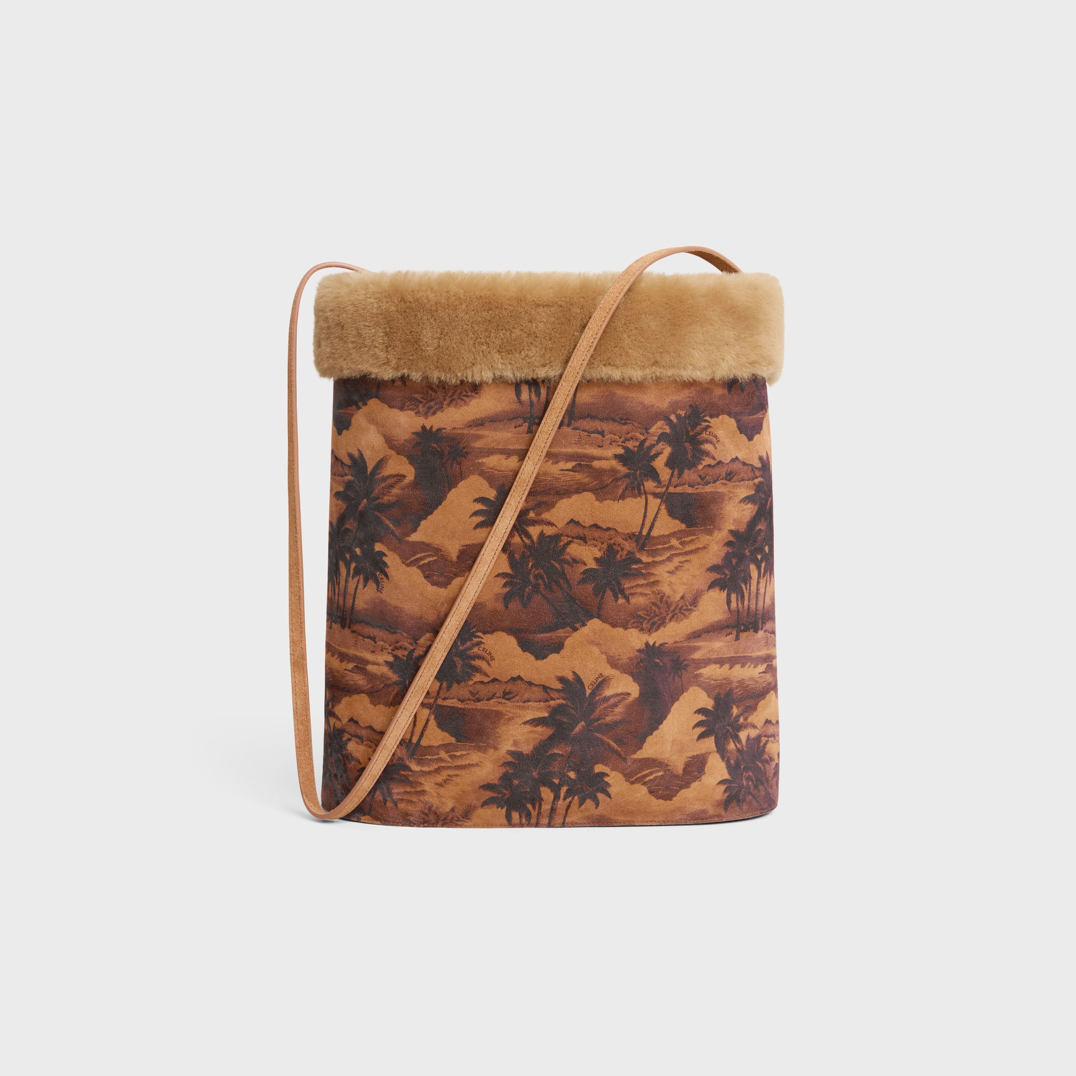 Celine o1bcso1str0925 194953GLJ Size: OS / Bucket Bag in Caramel Size ONE SIZE - 1 Thumbnail