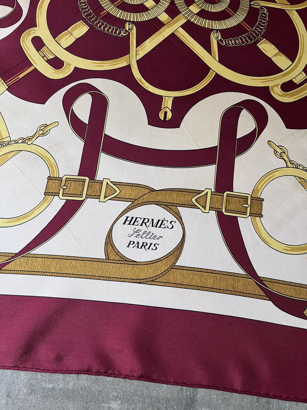 Hermes Hermes ''Eperon d'Or'' silk red scarf Size ONE SIZE - 4 Thumbnail