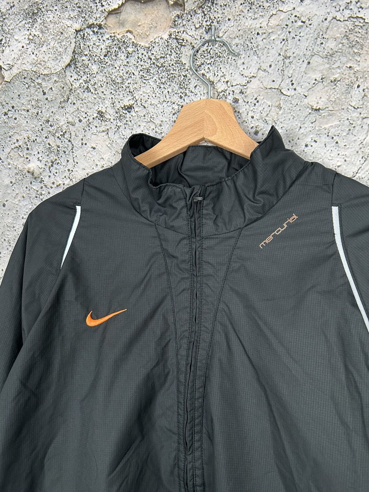 Nike Vintage Nike Mercurial Sportswear Light Jacket Nylon 00s Size US XL / EU 56 / 4 - 3 Thumbnail