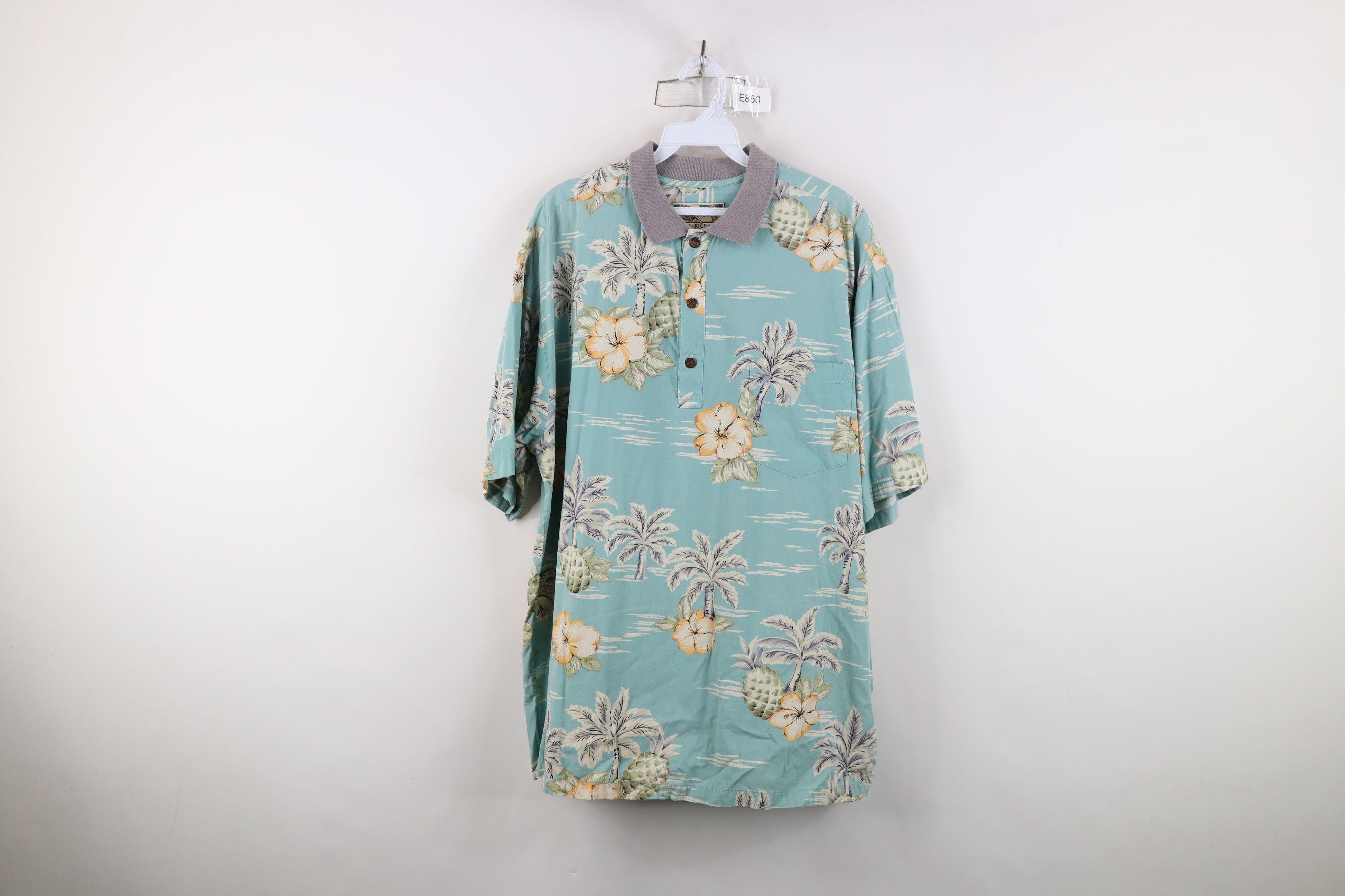 Vintage Vintage 90s Streetwear Beach Hawaiian Button Down Polo USA Size US L / EU 52-54 / 3 - 1 Thumbnail