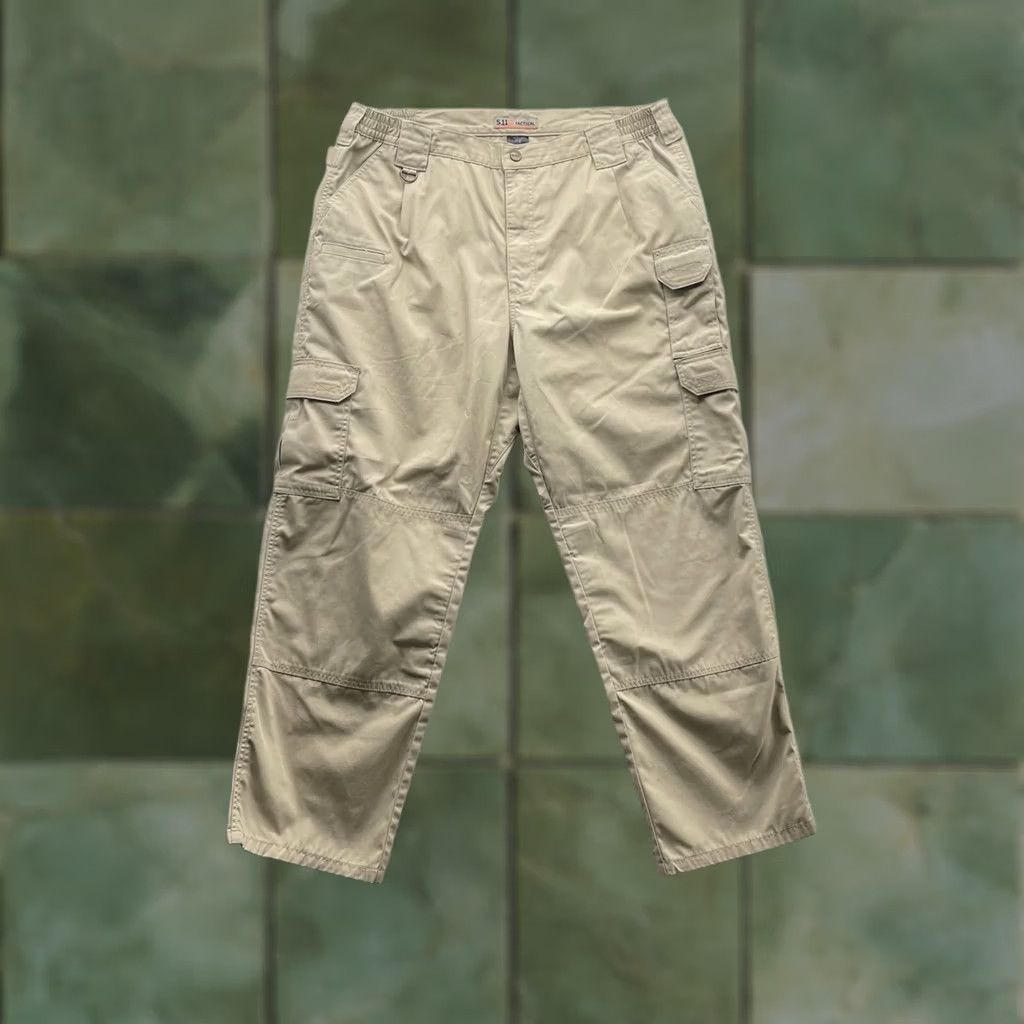Vintage 5.11 Taclite Pro Cargo Pants Mens 40x30.5 Khaki Beige Cargo Pocket Trouser Regular Straight Pants Boys 40x32 Tag 40x32 - 5.11 Tactical Size US 40 / EU 56 - 1 Thumbnail