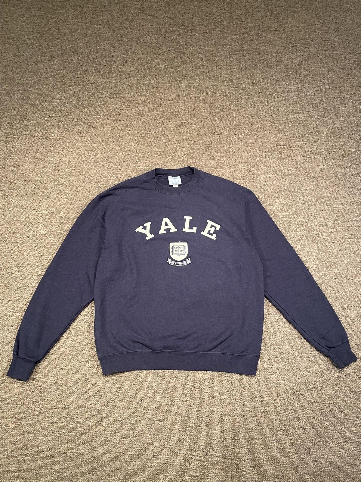 Champion Champion x Yale Varsity 3D Logo Crewneck Sweatshirt Navy Size US L / EU 52-54 / 3 - 1 Thumbnail