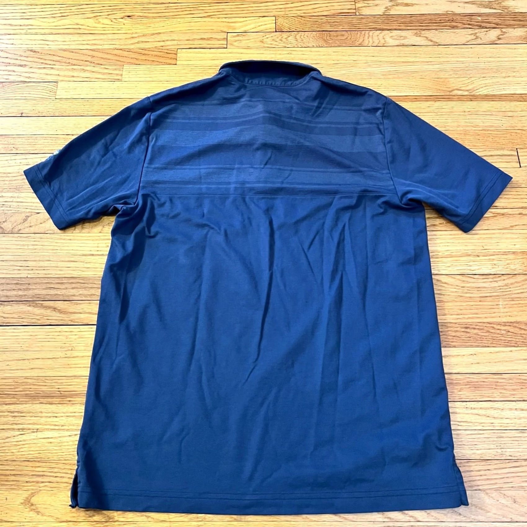 TravisMathew Travis Mathew Polo Shirt Mens Medium Blue Striped Golf Performance Shirt Size US M / EU 48-50 / 2 - 3 Thumbnail