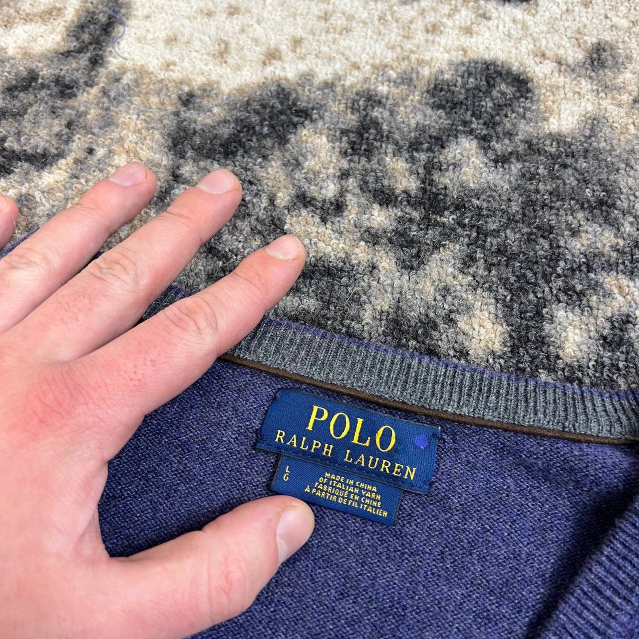 Polo Ralph Lauren Polo Ralph Lauren Luxury V-Neck Merino Wool Sweater Size US L / EU 52-54 / 3 - 4 Thumbnail