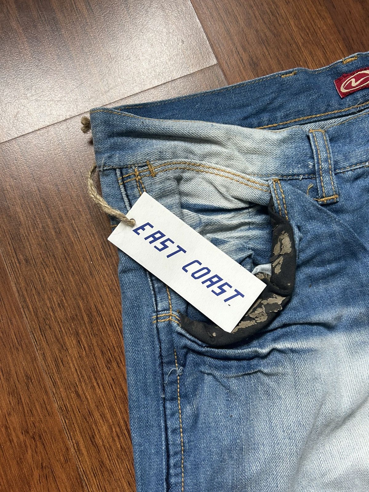 Japanese Brand Vintage Faded Denim Jeans NWT Streetwear Baggy Fit Size 42 Size US 32 / EU 48 - 6 Thumbnail
