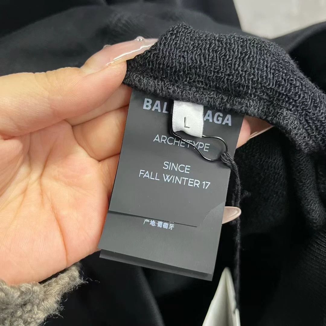 Balenciaga Balenciaga Latest Black Back Logo Hoodie Size US L / EU 52-54 / 3 - 3 Thumbnail