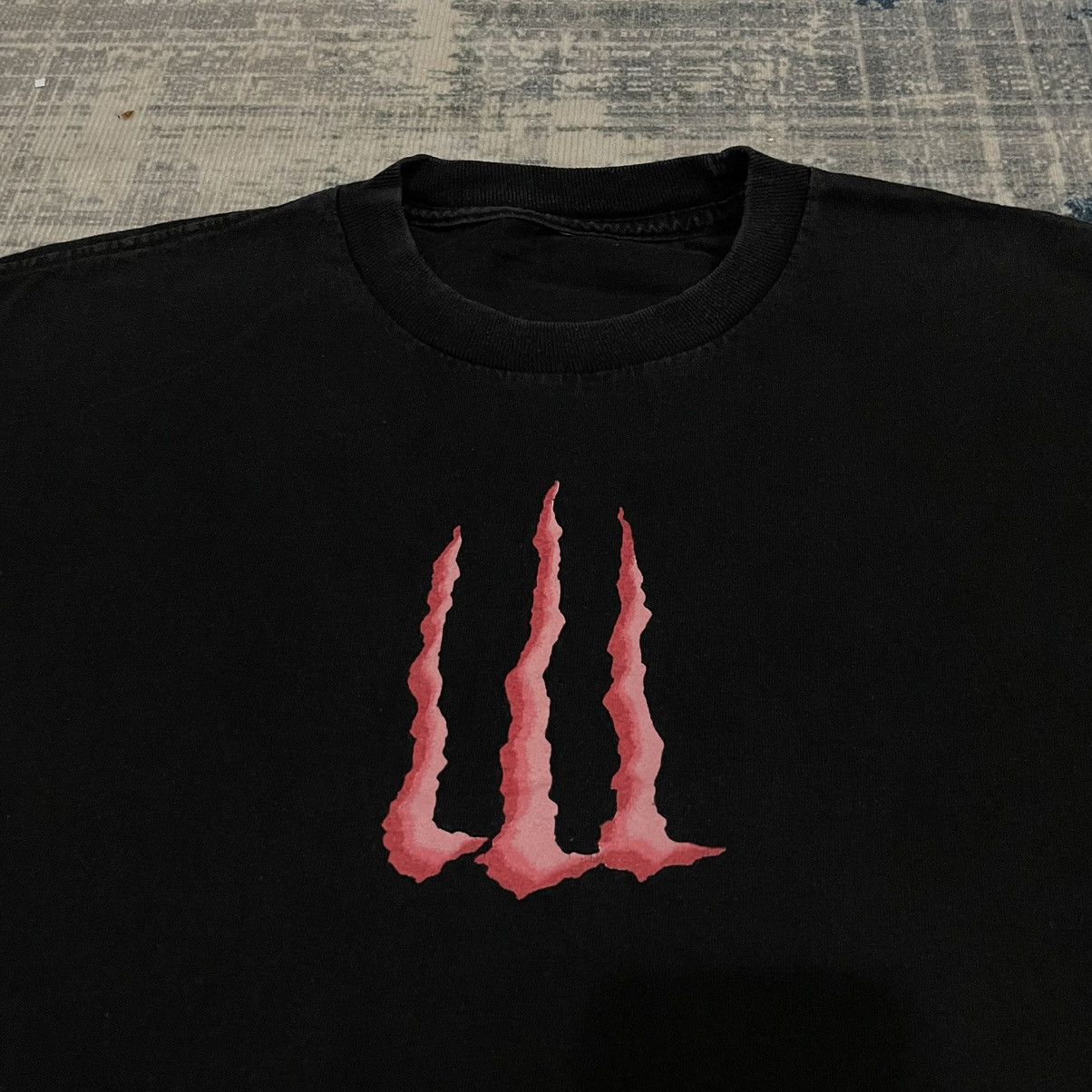Vintage Vintage Parody Monster Energy Centre Backhit Logo Size US M / EU 48-50 / 2 - 3 Thumbnail