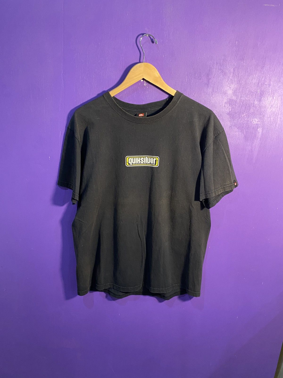Quiksilver Vintage Y2k Quiksilver box logo t-shirt Size US L / EU 52-54 / 3 - 1 Thumbnail