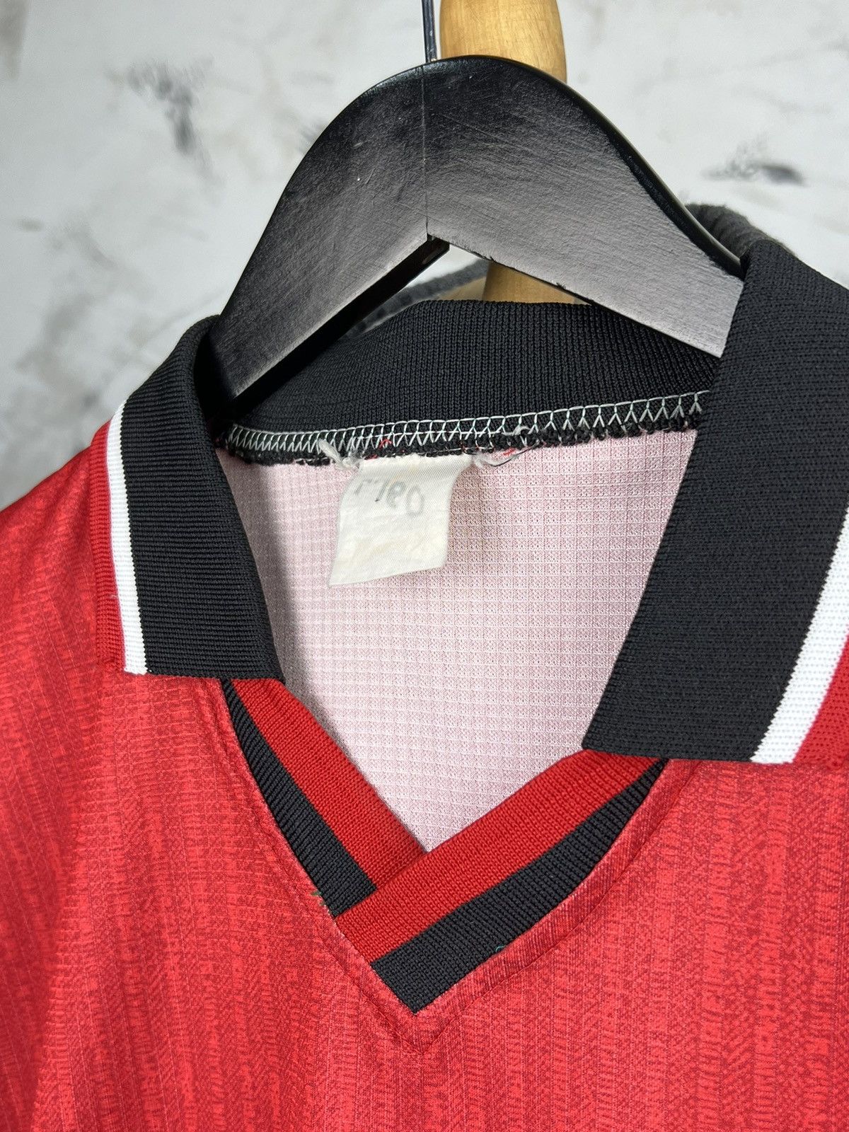 Vintage Vintage Manchester United Sharp Fan Jersey Size L - XL Size US XL / EU 56 / 4 - 5 Thumbnail