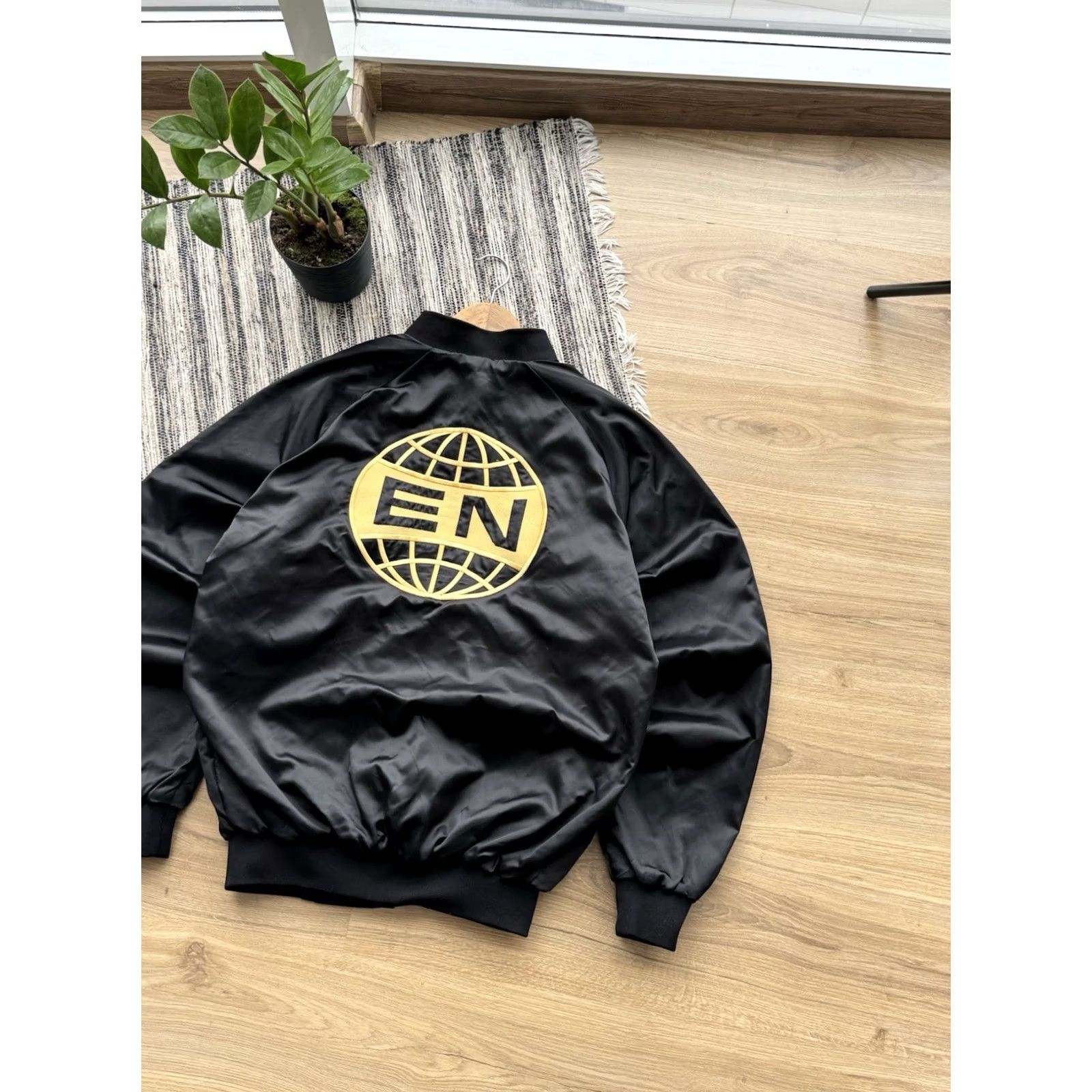 Logo 7 VINTAGE Cardinal Bomber Jacket Men M Black Logo 90s Streetwear City USA Designer Size US M / EU 48-50 / 2 - 3 Thumbnail